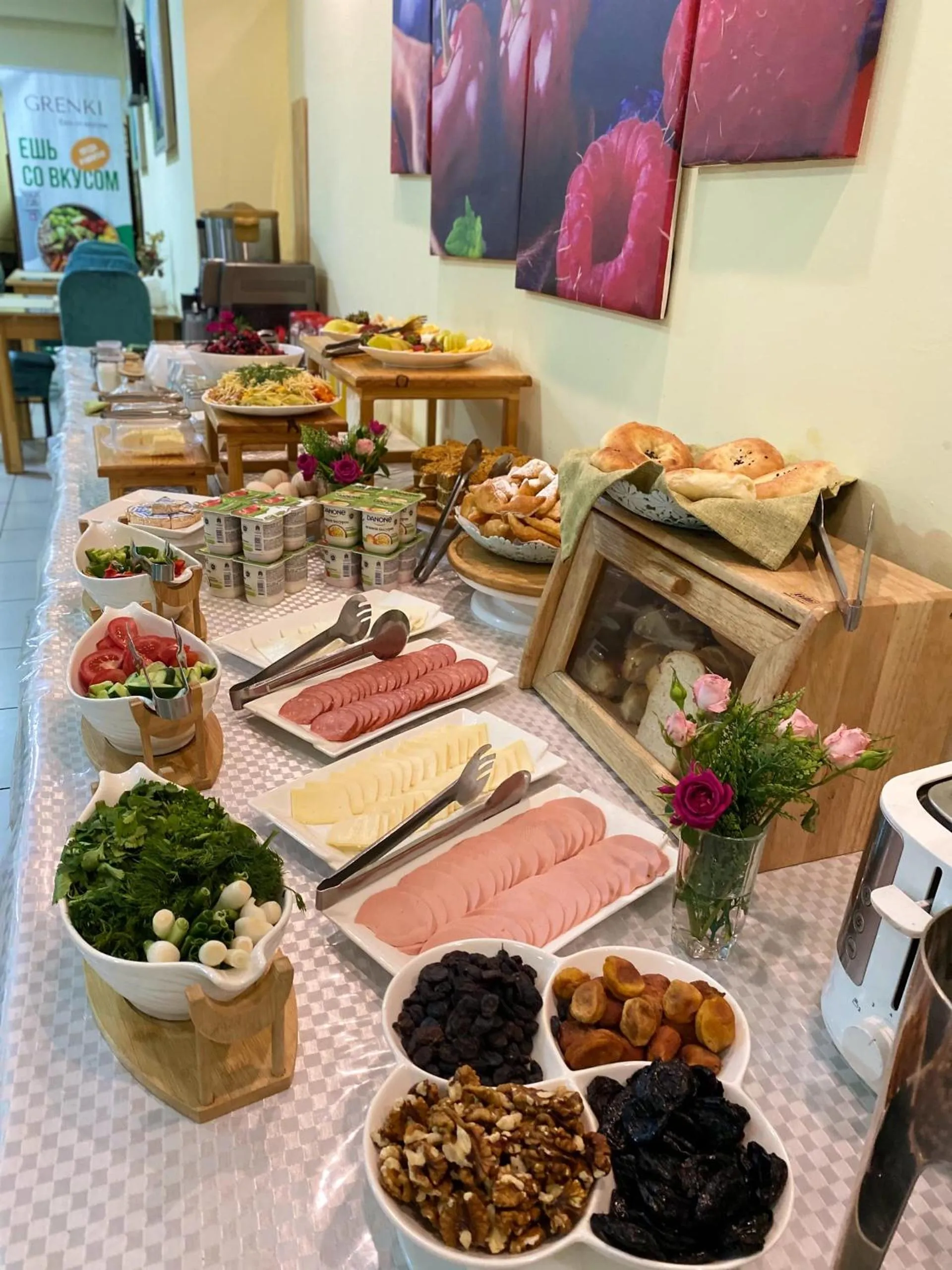 Buffet breakfast in TES Hotel