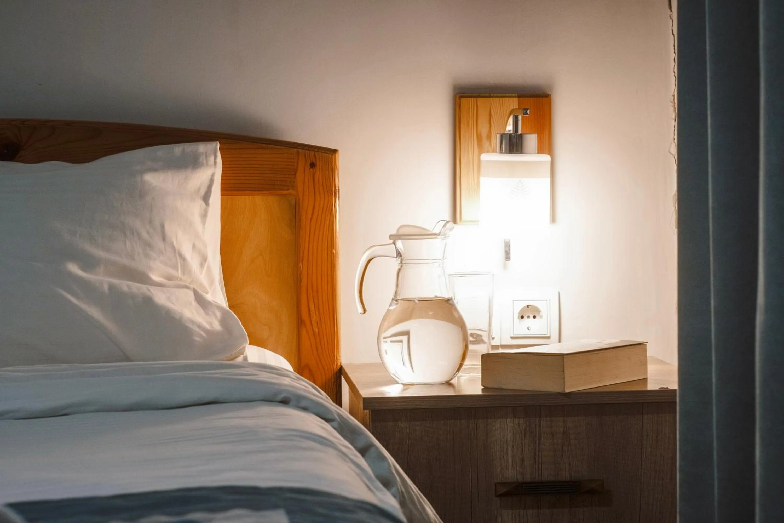 Photo of the whole room, Bed in TES Hotel