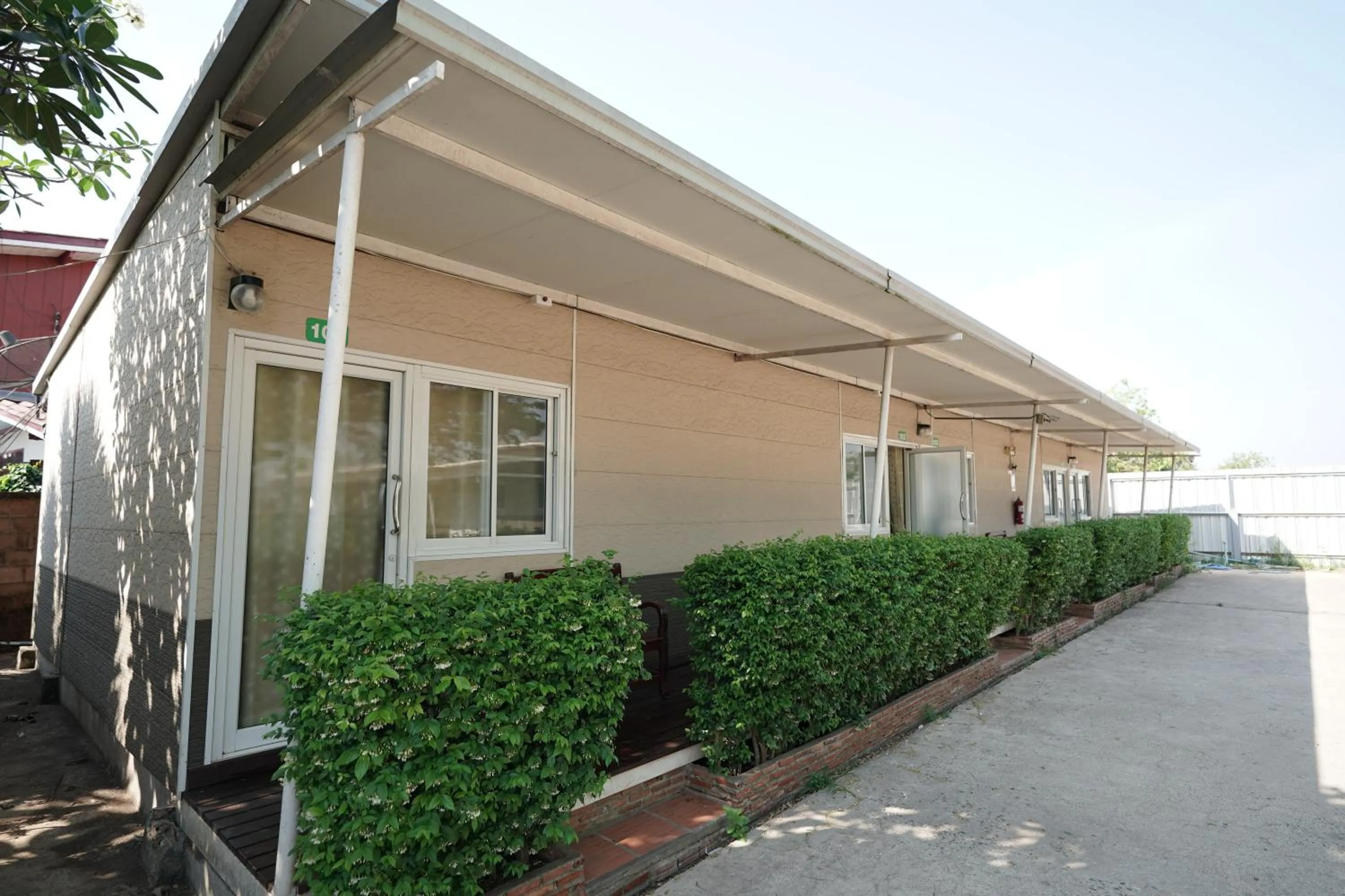 Property building in Baan Sabuy Jung