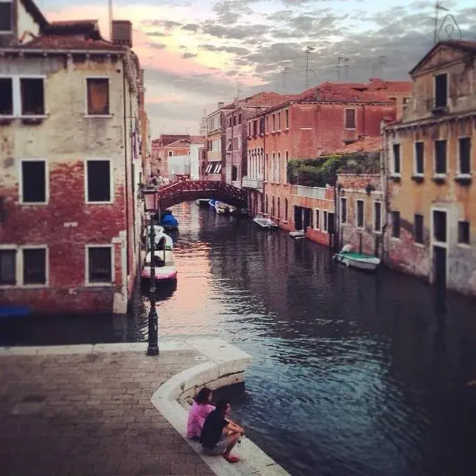 Two-Bedroom Apartment in Venice Romantic Home Two-Bedroom Apartment in Venice Romantic Home