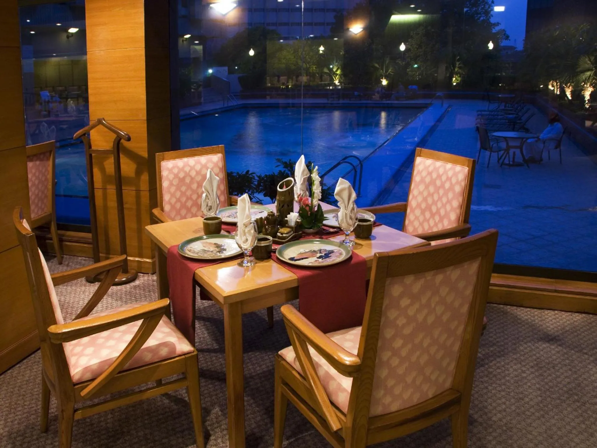 Dinner in Avari Lahore Hotel