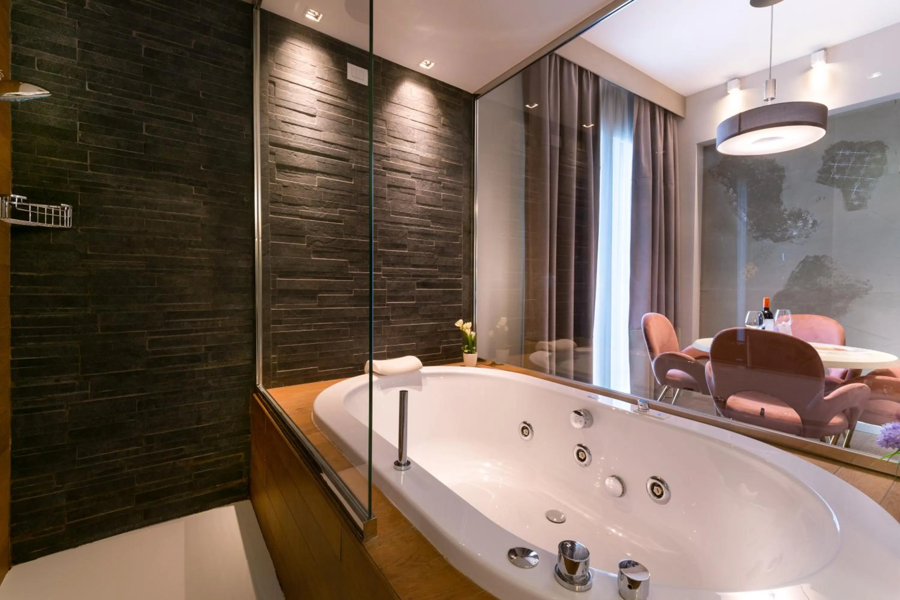 Hot Tub in Admiral Park Hotel by Falco D'Oro Hotels