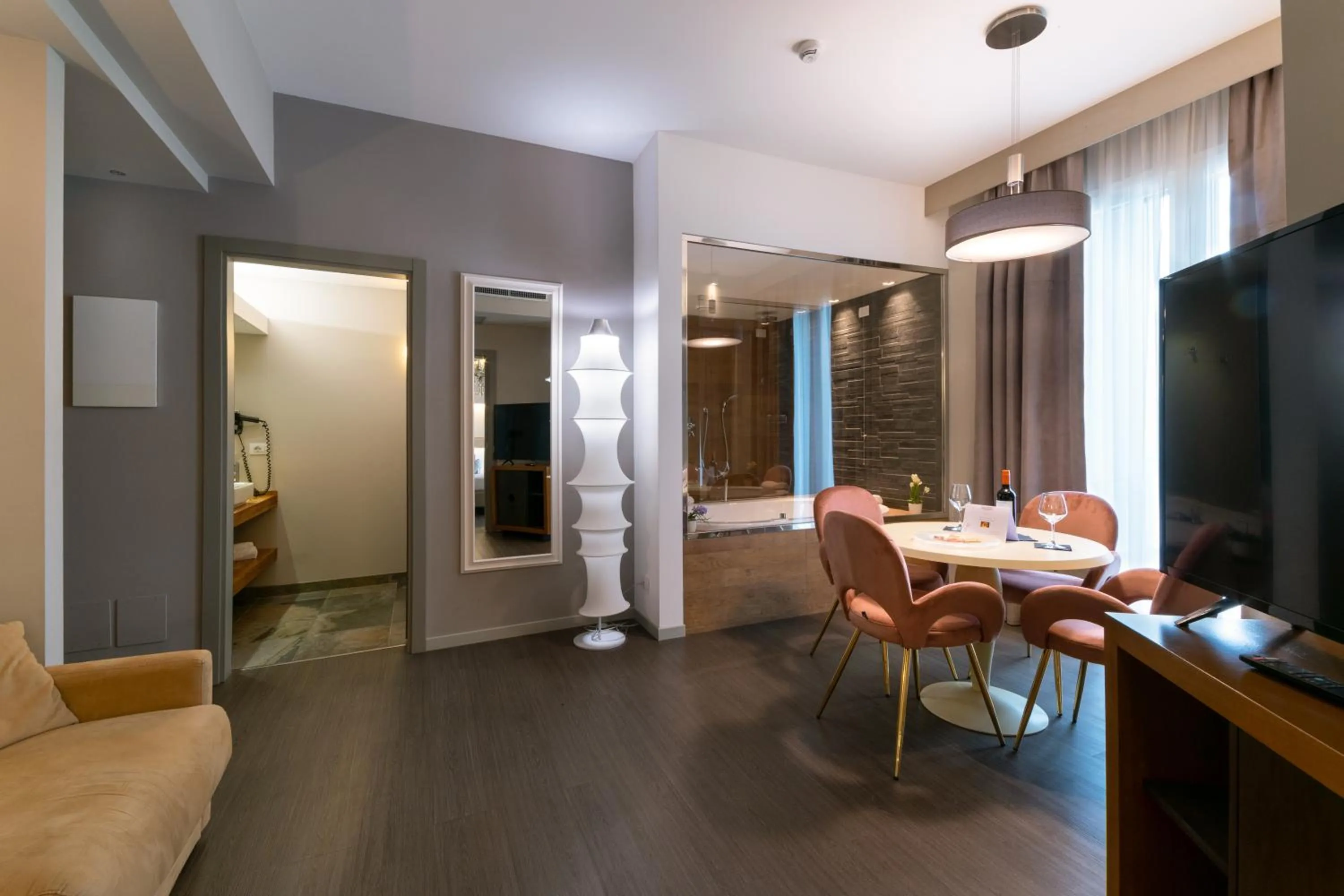 TV and multimedia in Admiral Park Hotel by Falco D'Oro Hotels