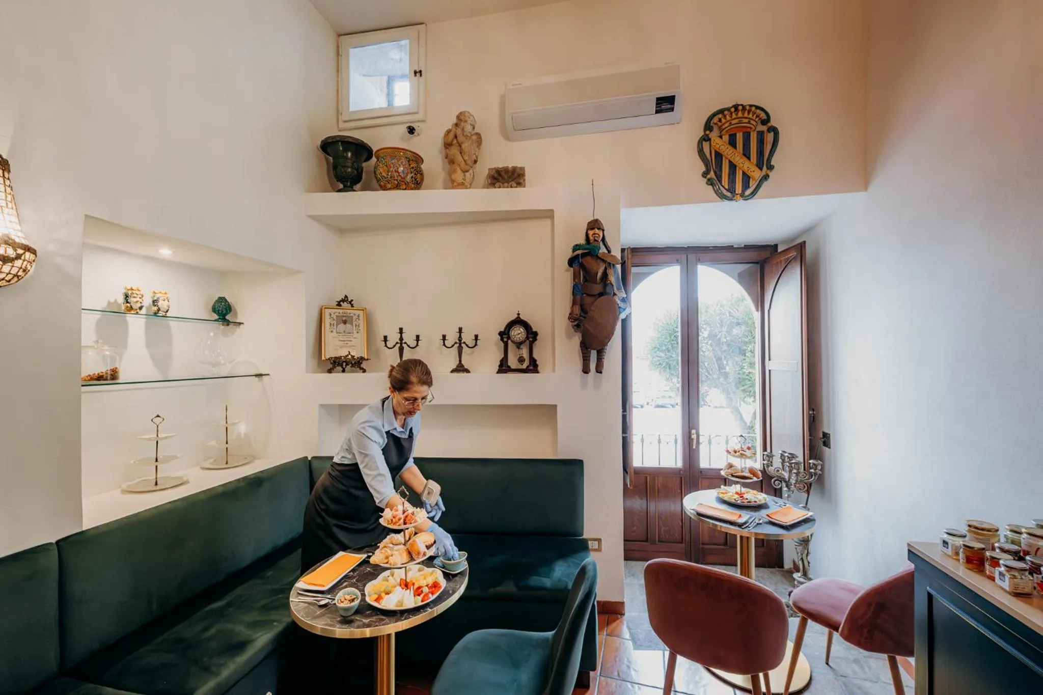 Lobby or reception in Palazzo Giunta - Porta Marina Ortigia