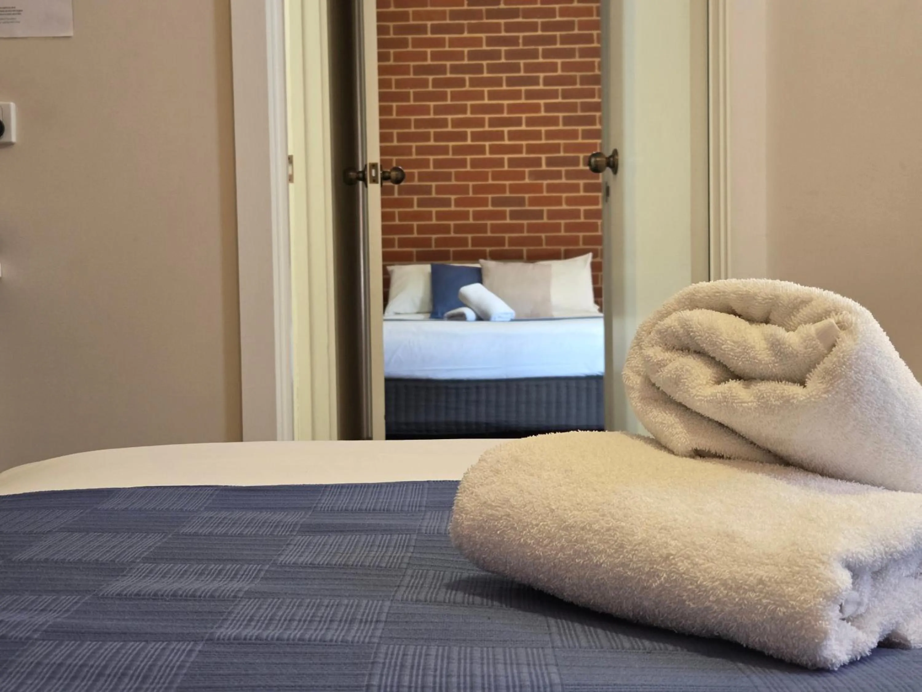 Bed in Mansfield Travellers Lodge