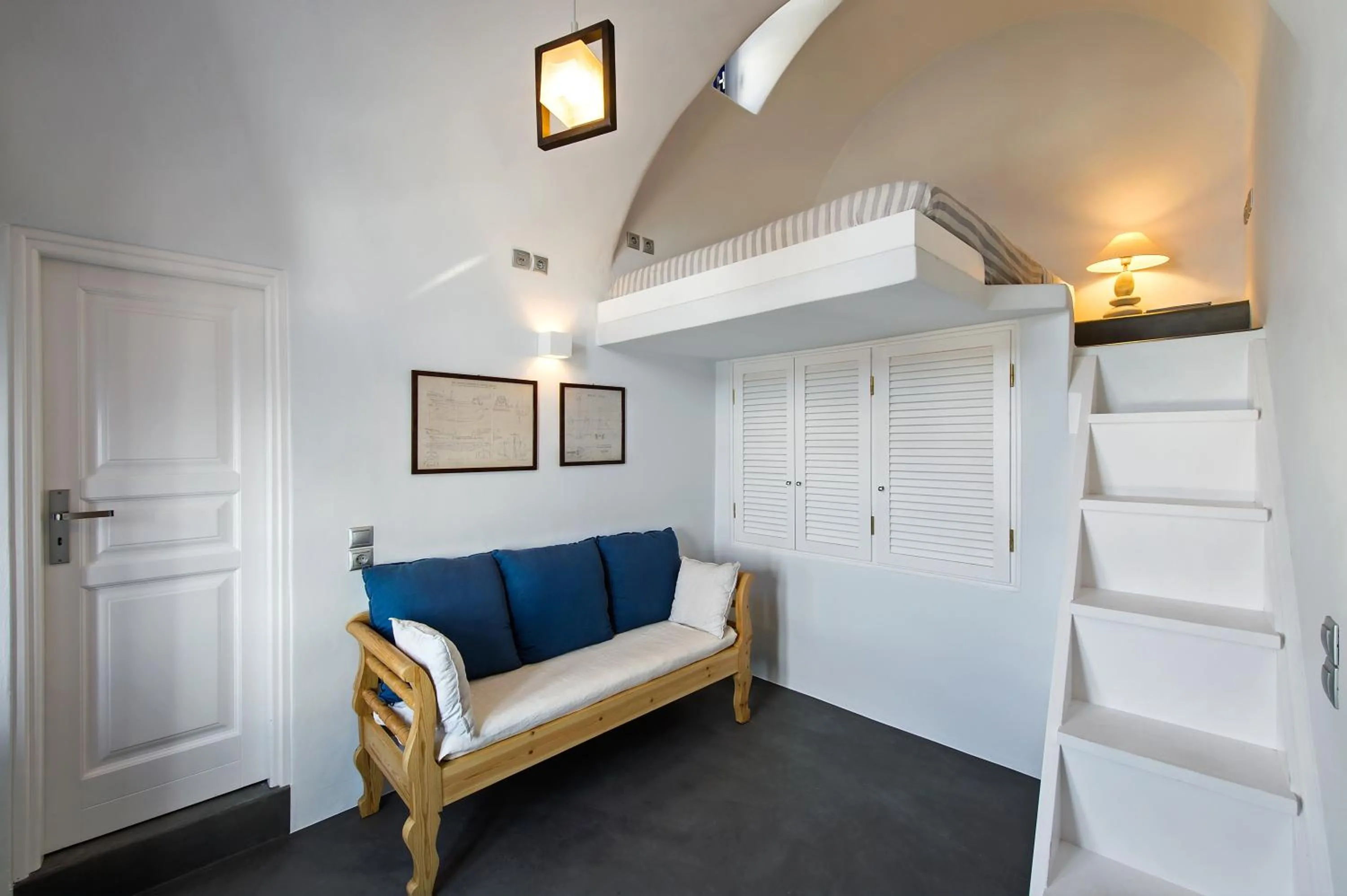 Domus Solis Luxury Villa