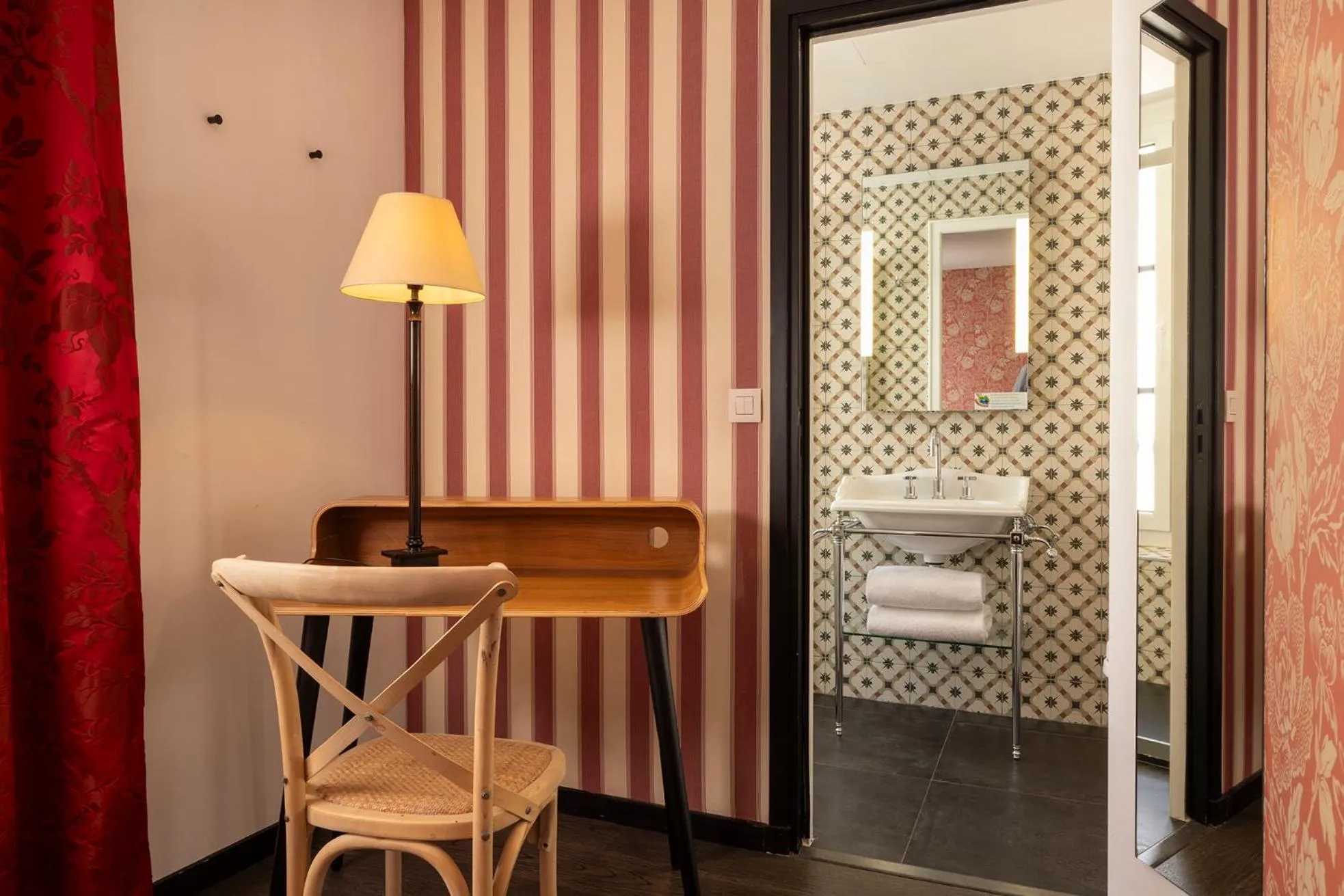 Photo of the whole room in Hotel L’Antoine