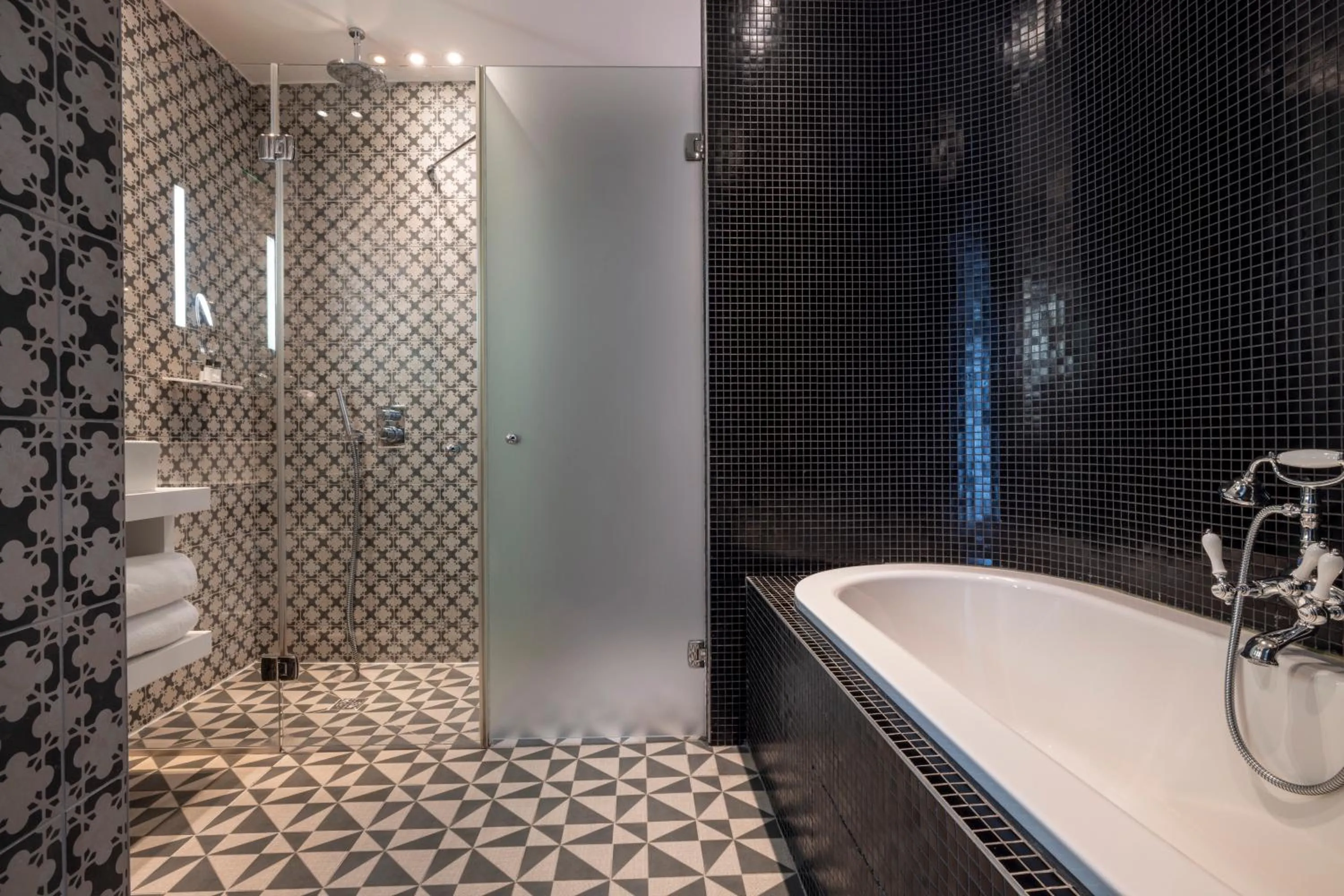 Bathroom in Hotel L’Antoine