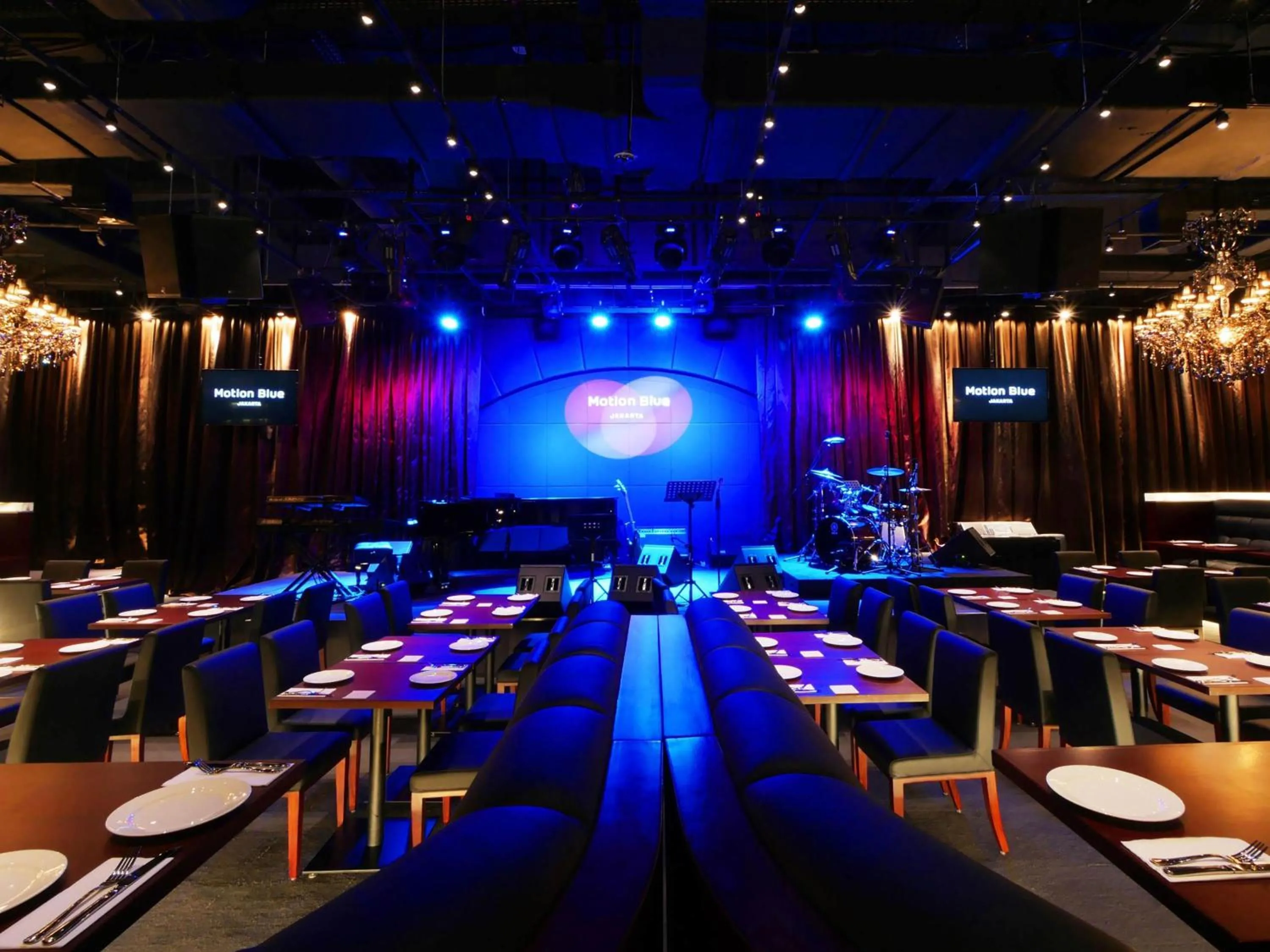 Restaurant/places to eat in Fairmont Jakarta