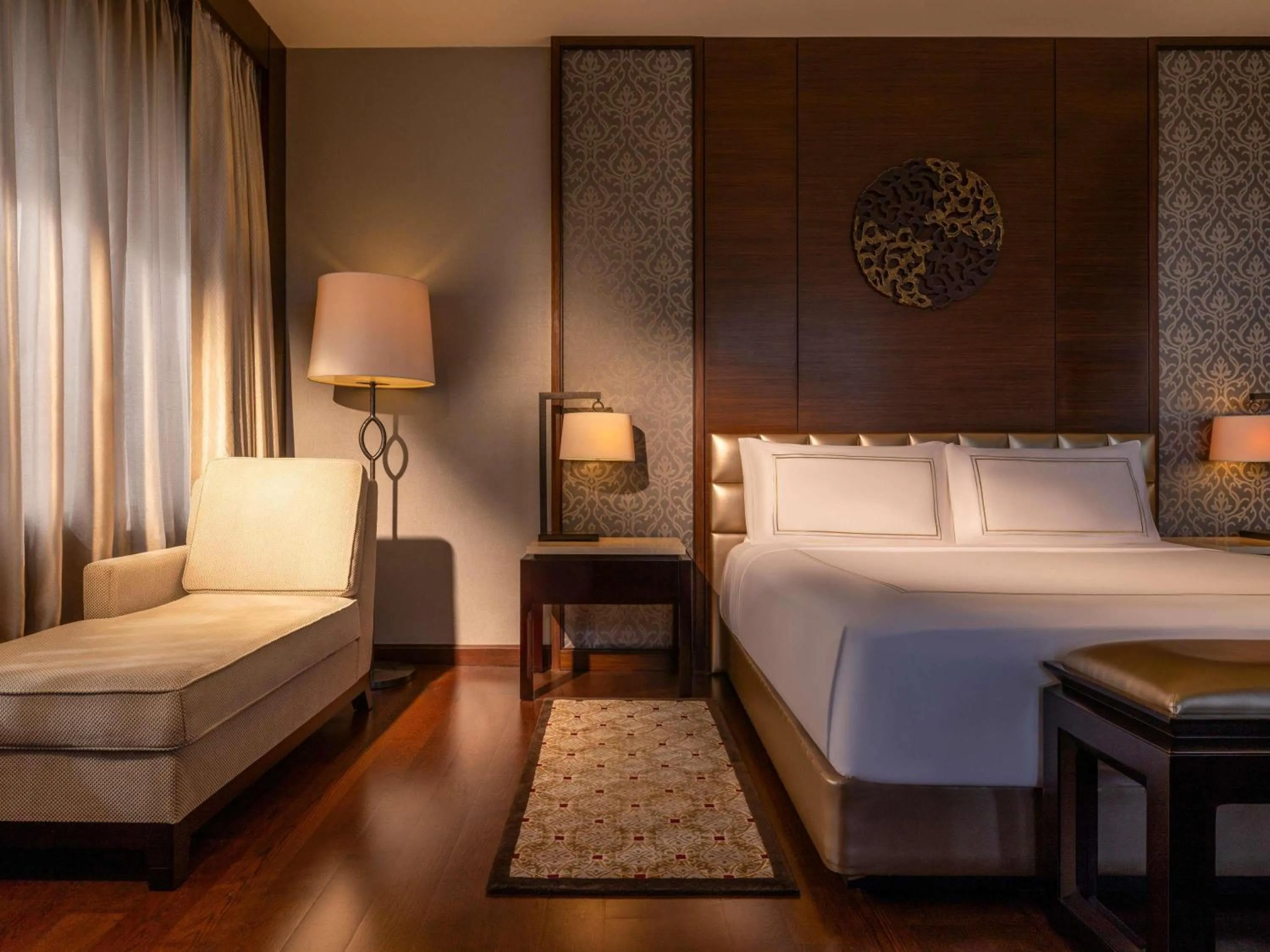 Photo of the whole room, Bed in Fairmont Jakarta