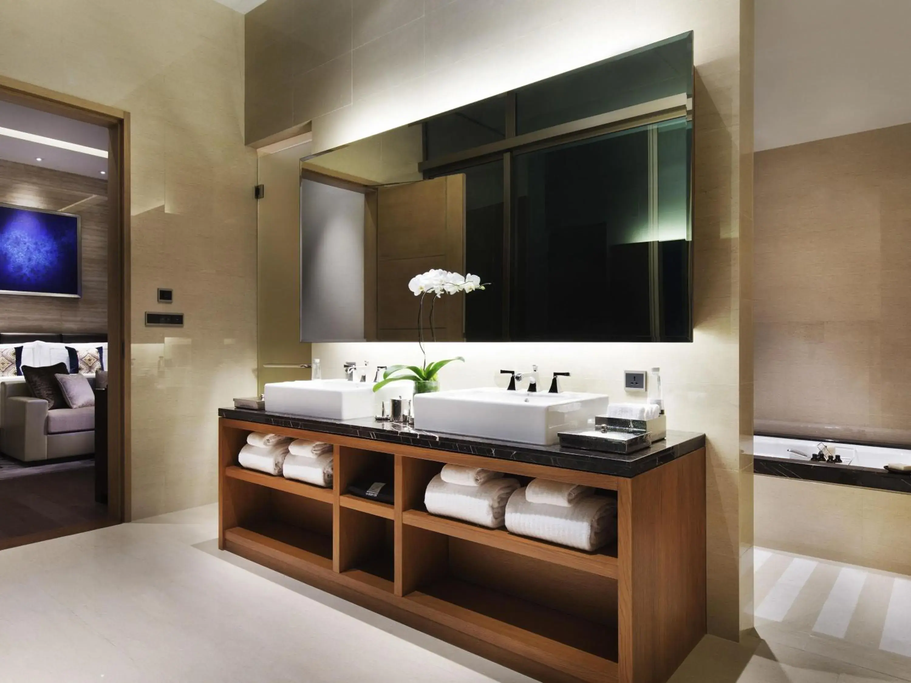 Bedroom in Fairmont Jakarta Bedroom in Fairmont Jakarta