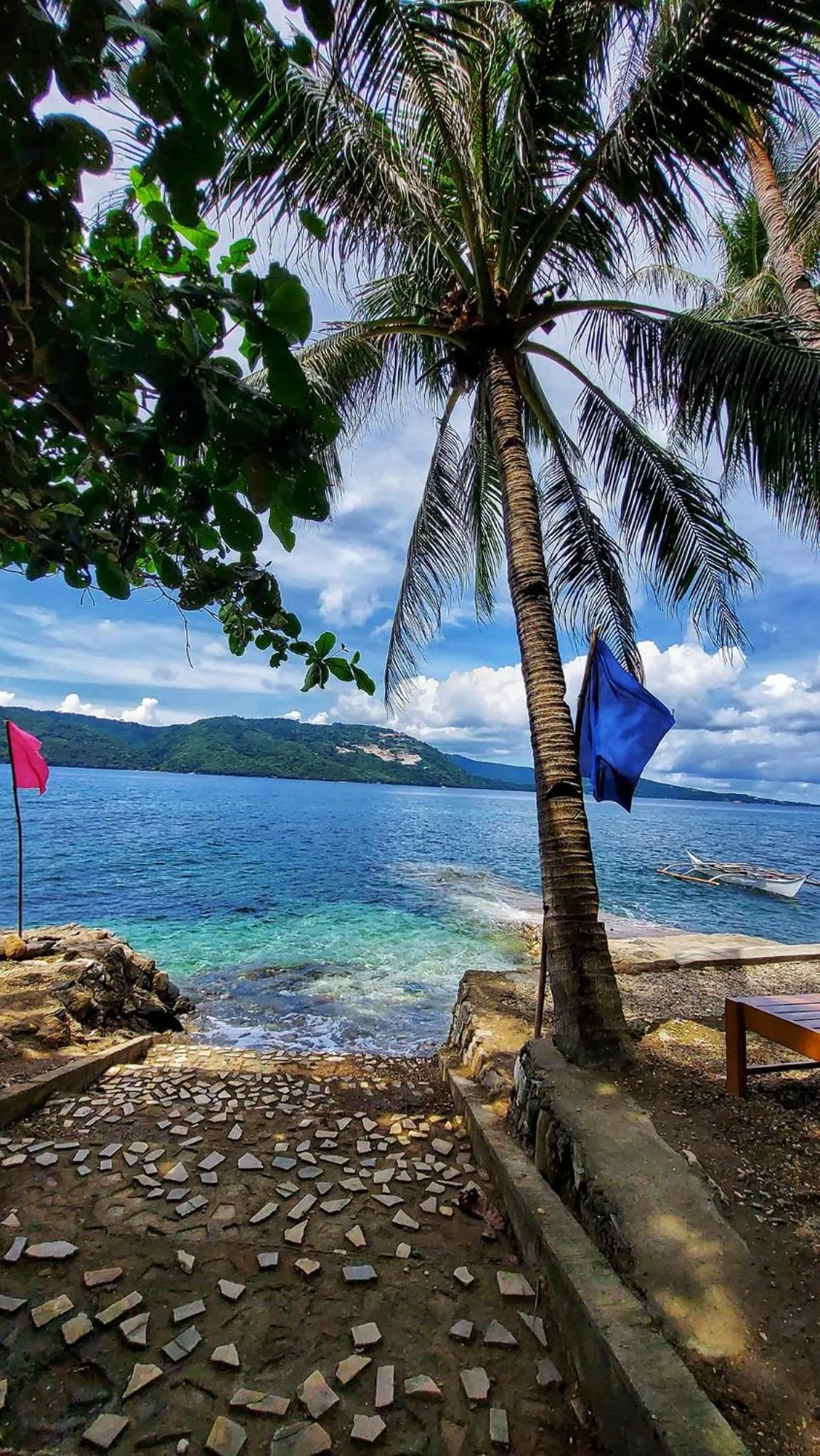 Tahanan sa Talisayan Beach House - Your Private Seaside Escape
