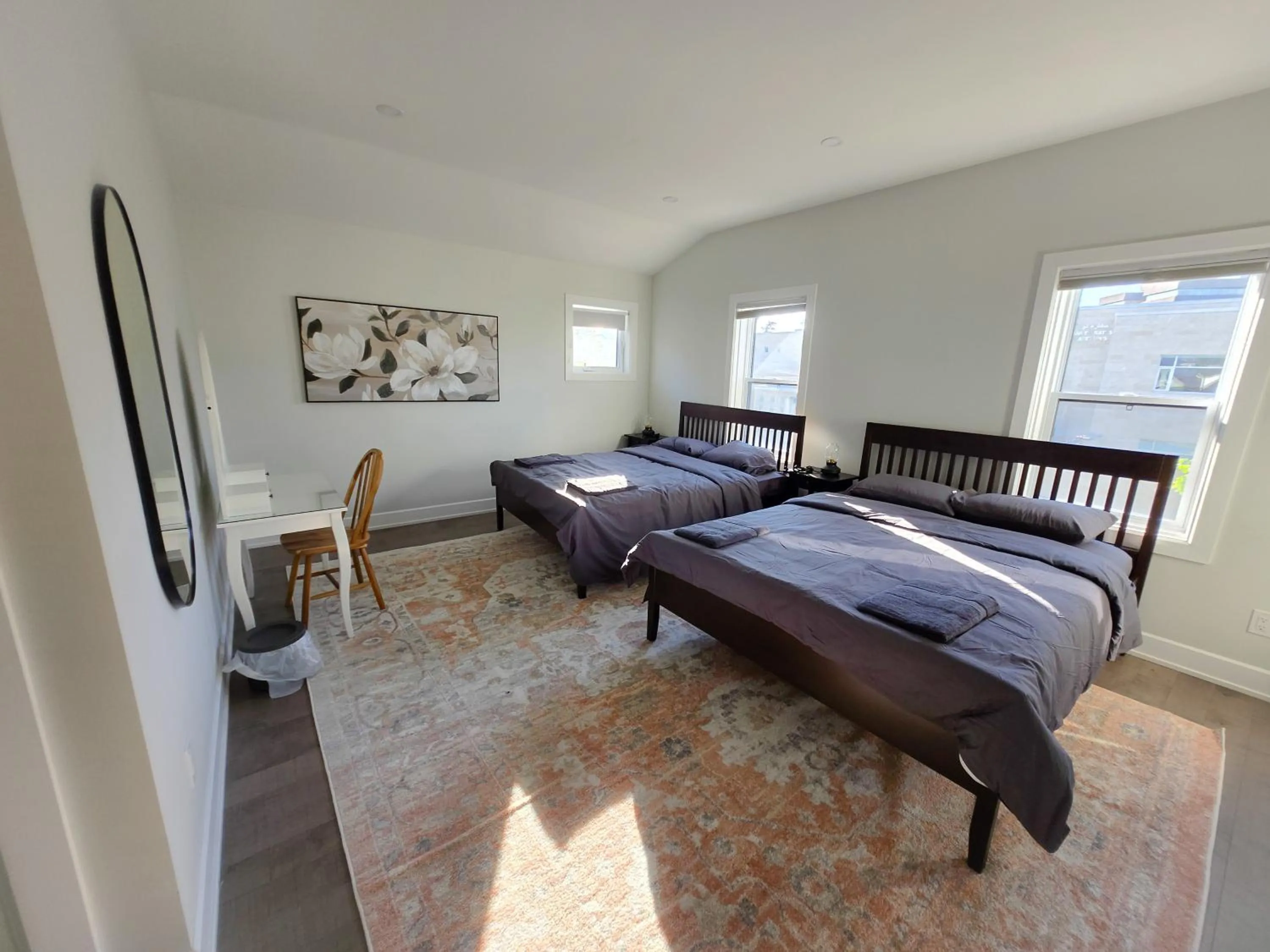 Bed in Byward-Market Luxury GuestHouse