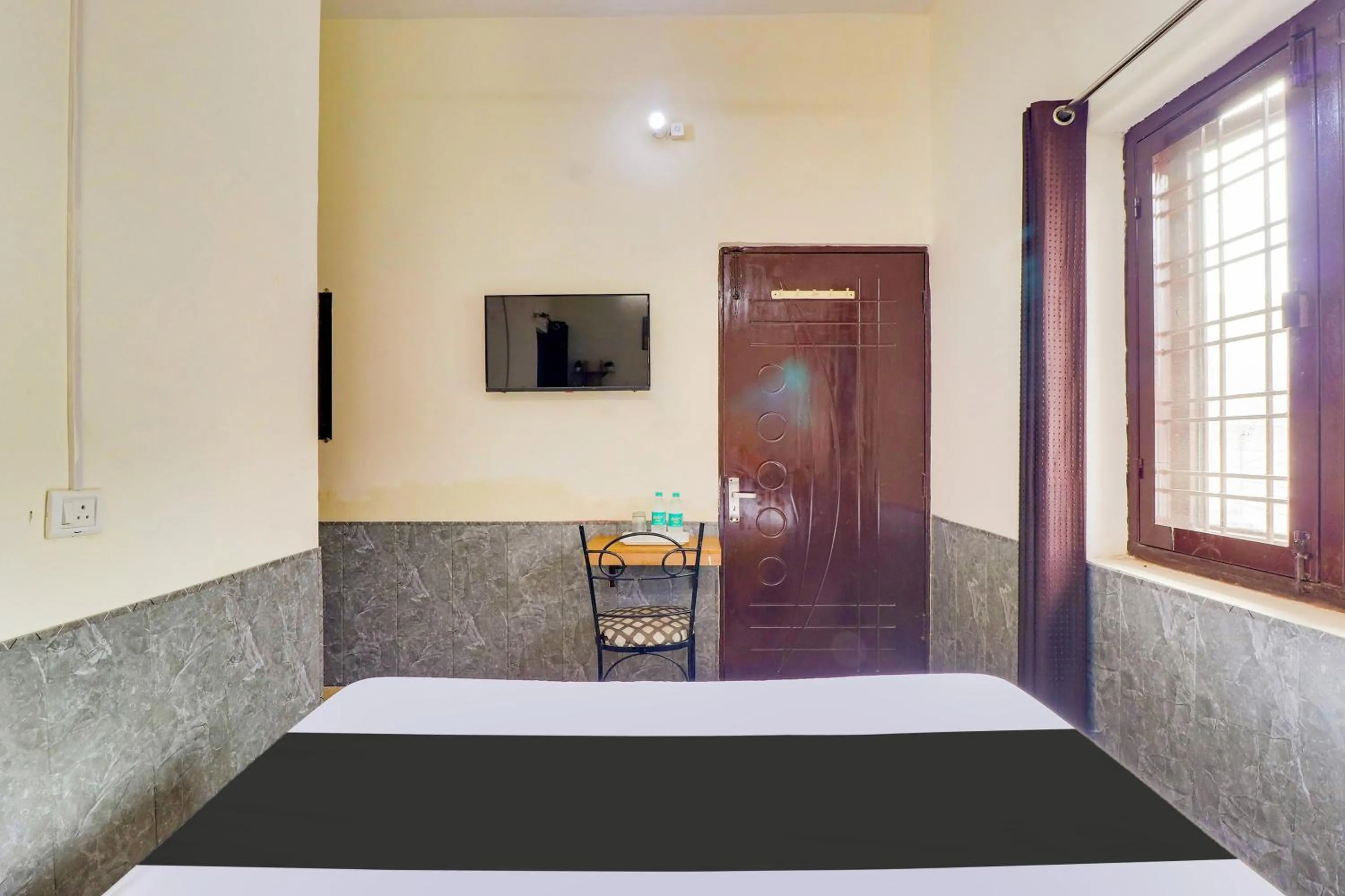 Bedroom, Bed in Hotel O Second Home Residency