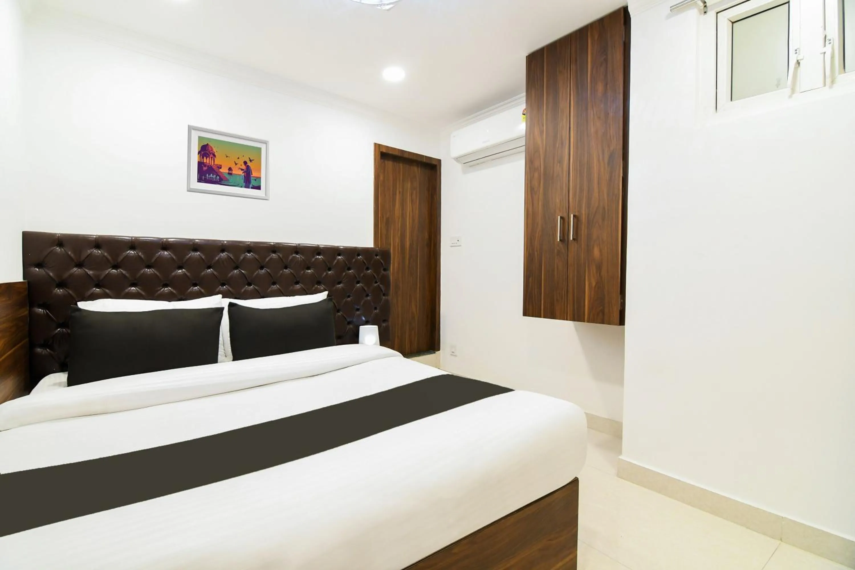 Bedroom, Bed in Super Hotel O Eminent Hotel