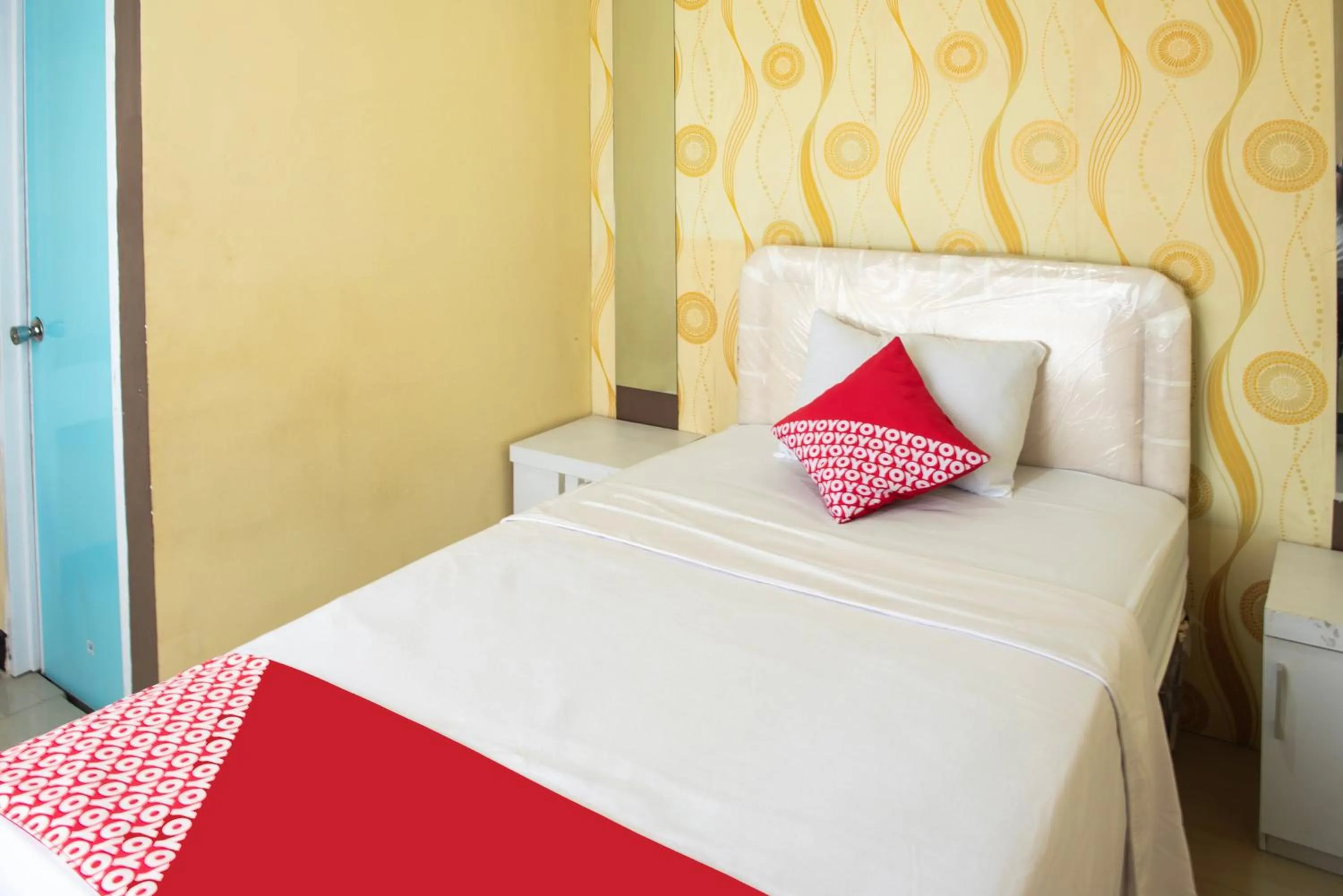 Bedroom, Bed in Hotel O Homestay Puspa Gemilang Syariah