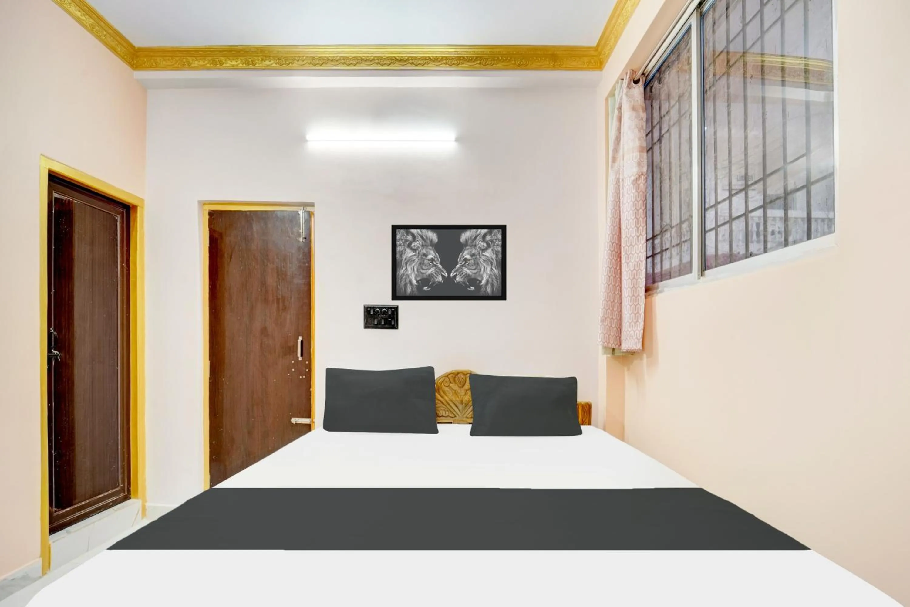 Bedroom, Bed in Hotel O Patliputra Golambar