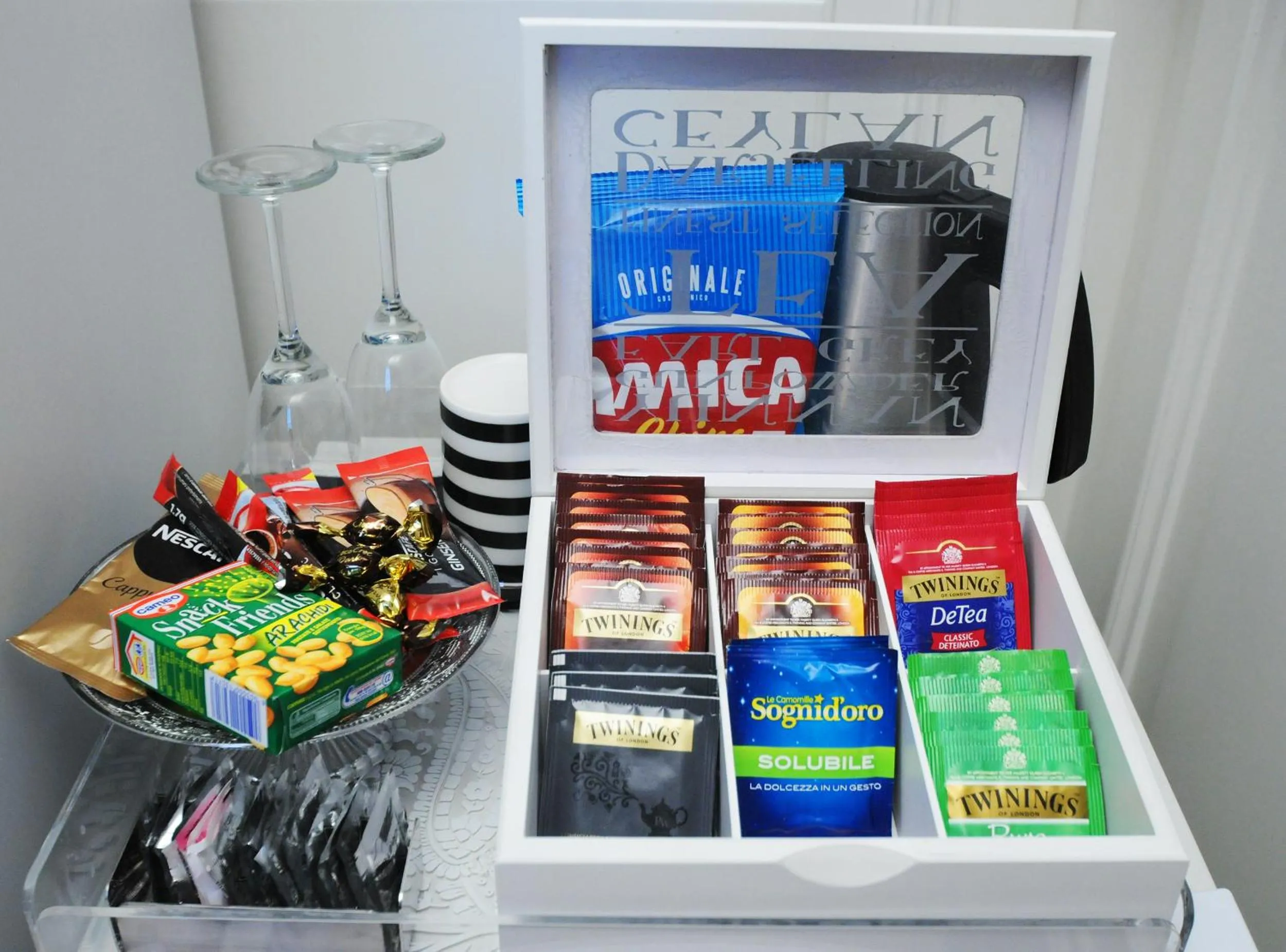 Coffee/tea facilities in Suite Spagna 29