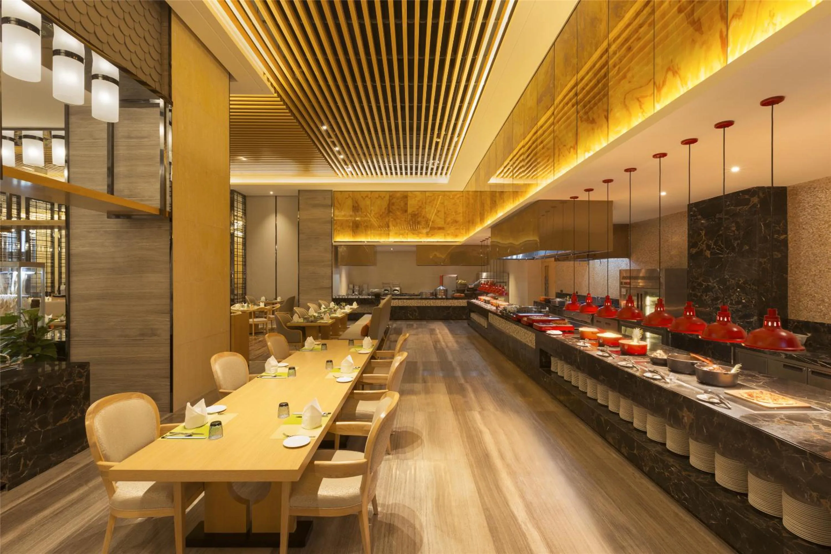 Restaurant/places to eat in Wyndham Chongqing Yuelai