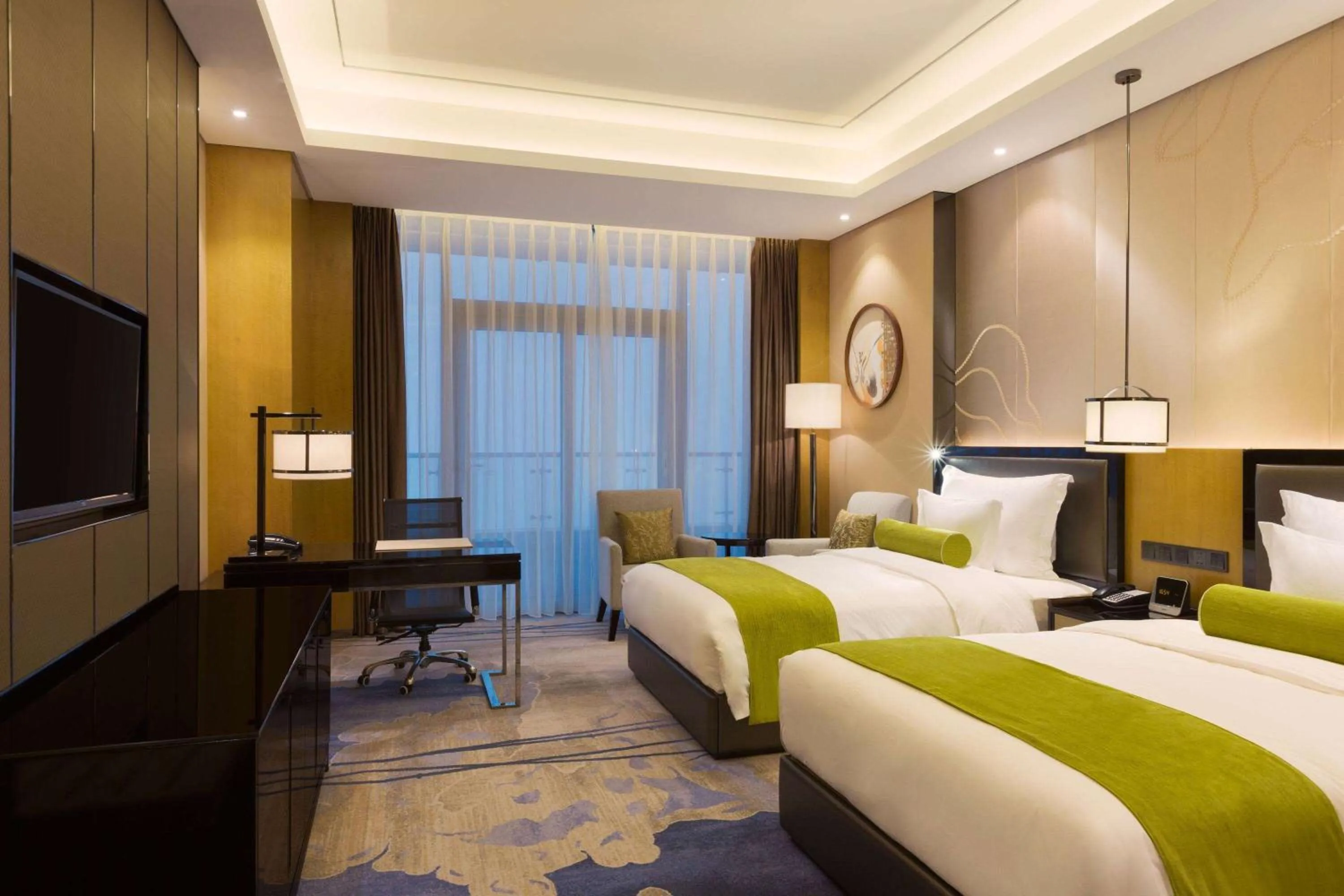 Photo of the whole room, Bed in Wyndham Chongqing Yuelai