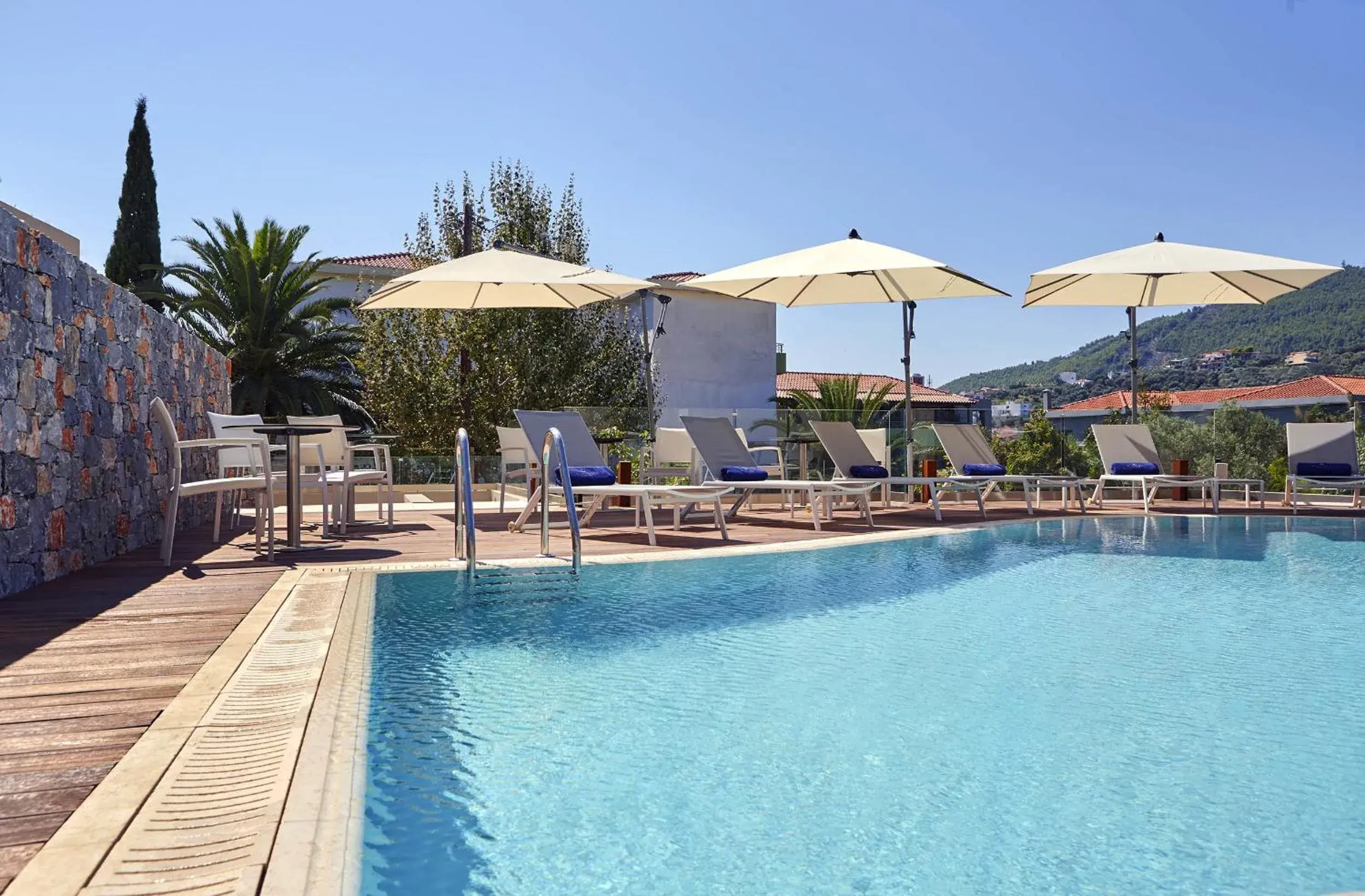 Swimming pool in Mystery Skiathos Luxury Residence Swimming pool in Mystery Skiathos Luxury Residence