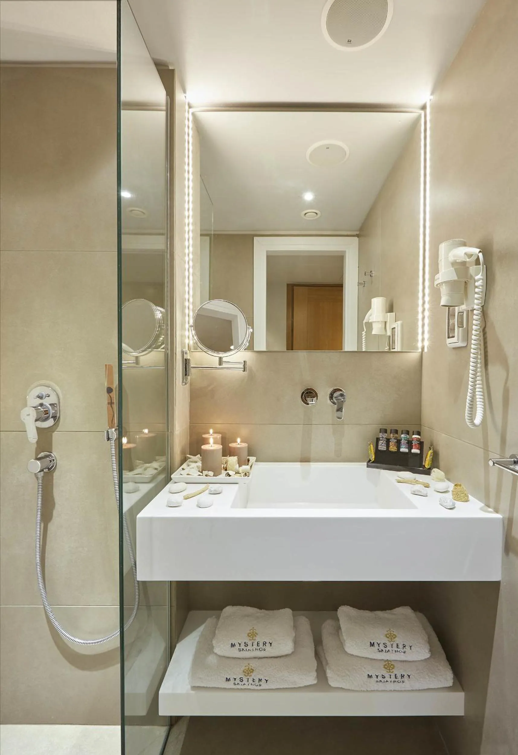 Bathroom in Mystery Skiathos Luxury Residence