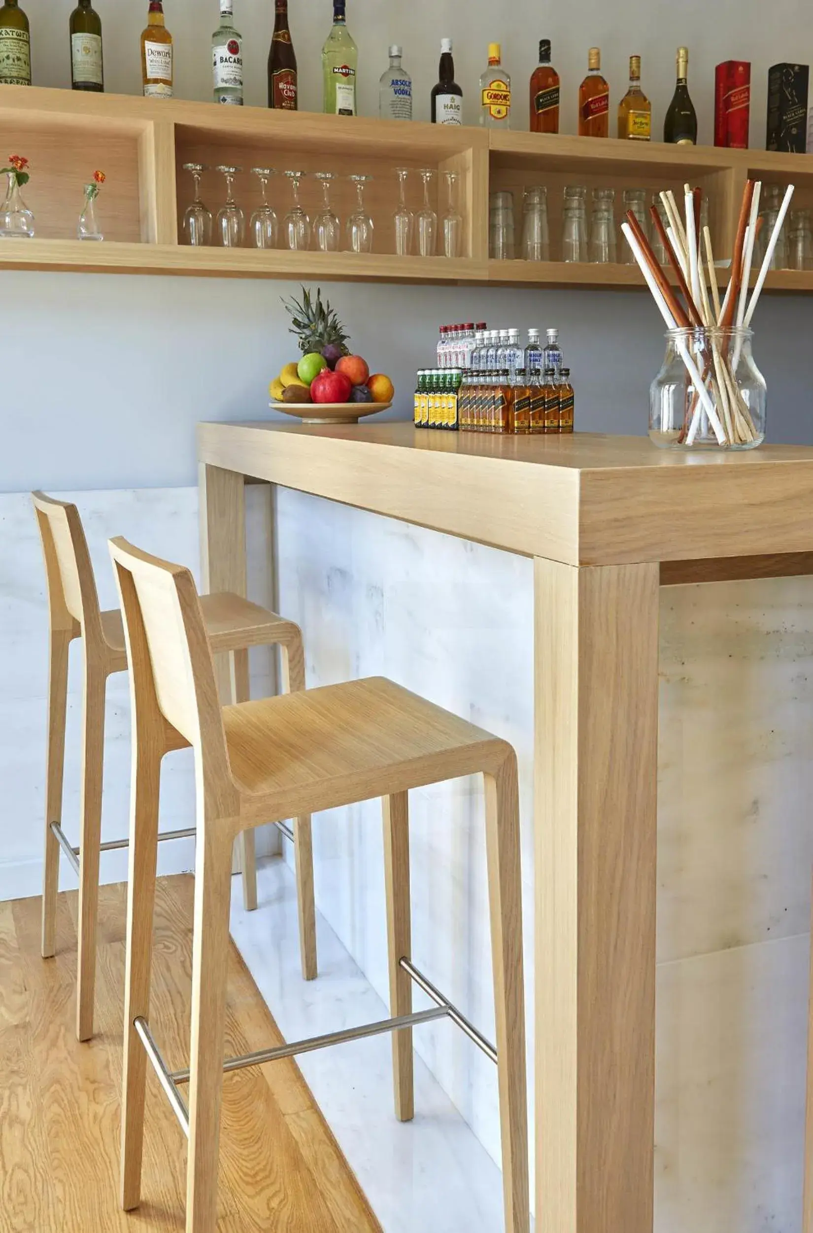 Lounge or bar in Mystery Skiathos Luxury Residence Lounge or bar in Mystery Skiathos Luxury Residence