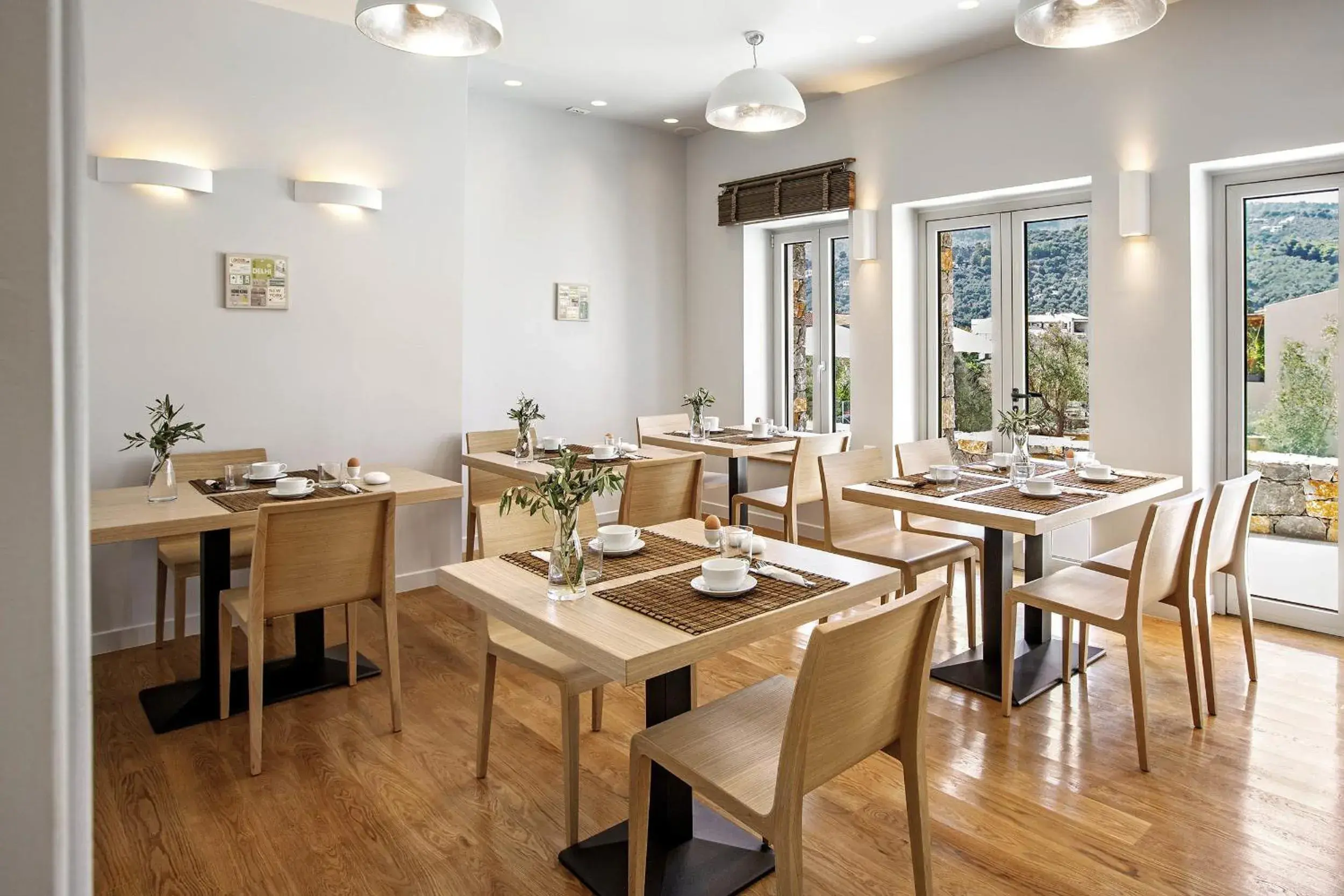 Lounge or bar in Mystery Skiathos Luxury Residence Lounge or bar in Mystery Skiathos Luxury Residence