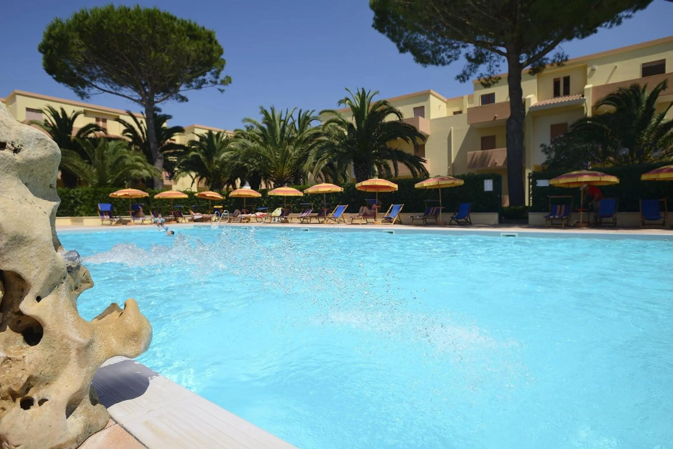 Swimming pool in Residence Oasis