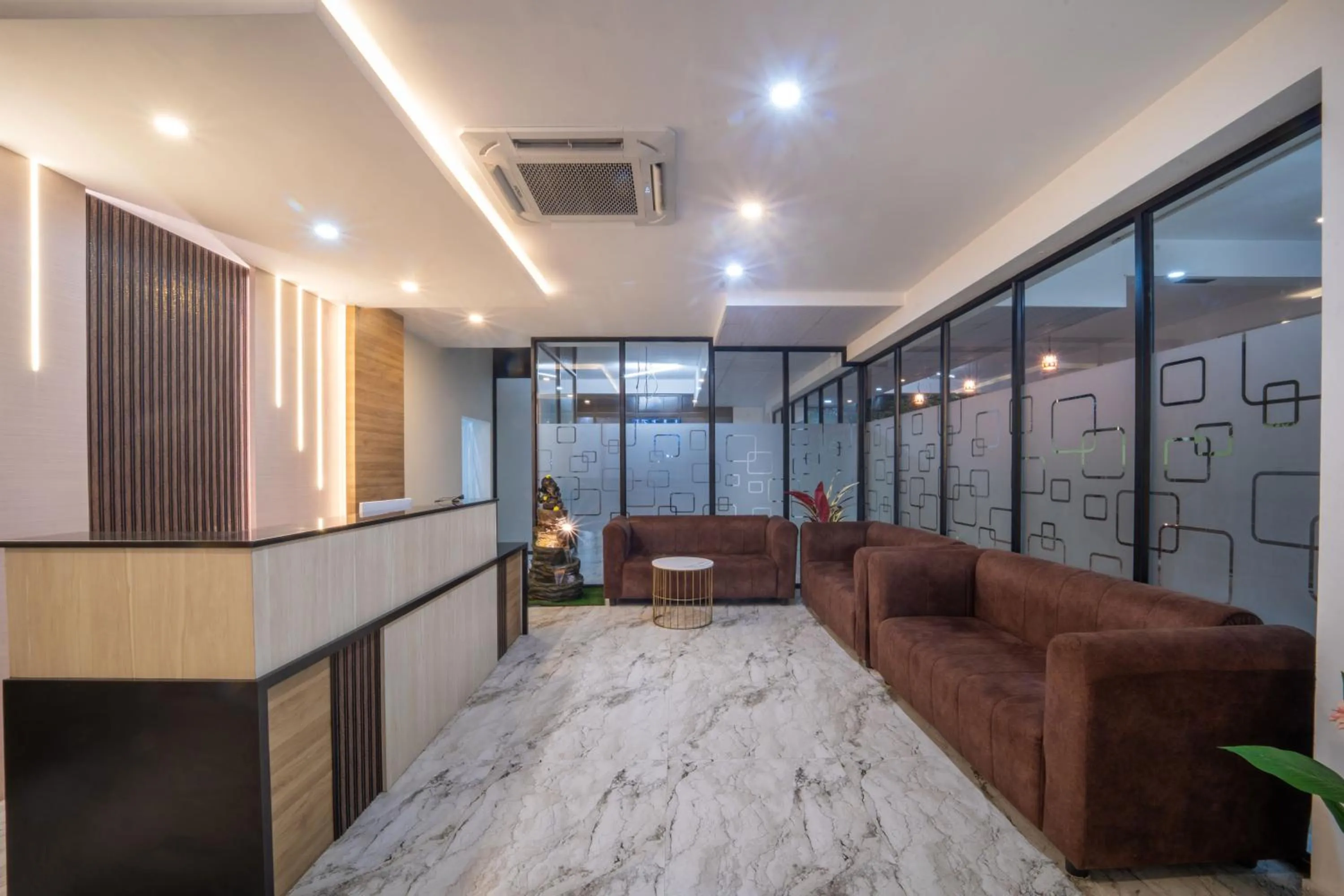 Lobby or reception in VR Paradise - Near SIPCOT Chennai OMR