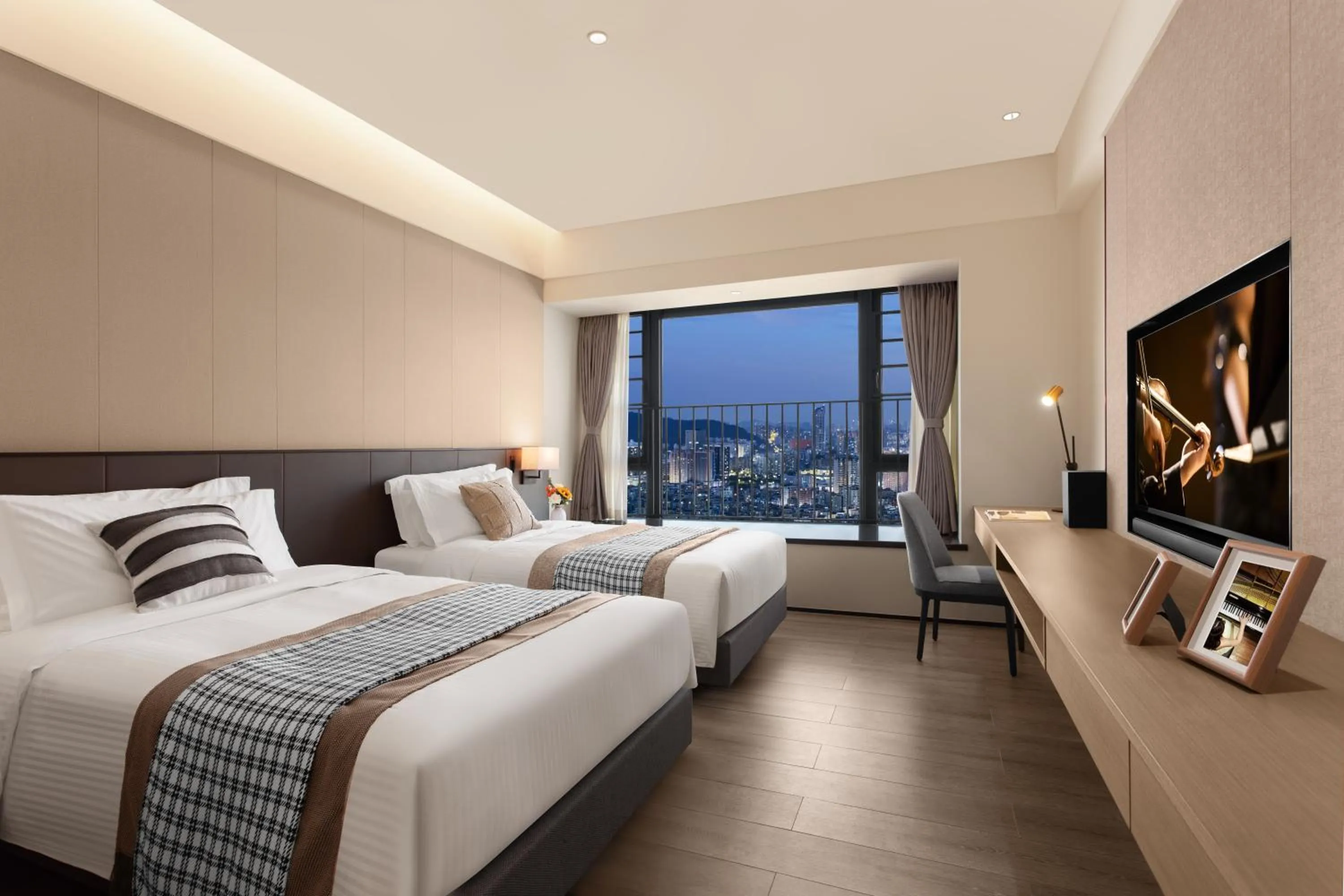 Bed in Ascott Fengyishan Shenzhen