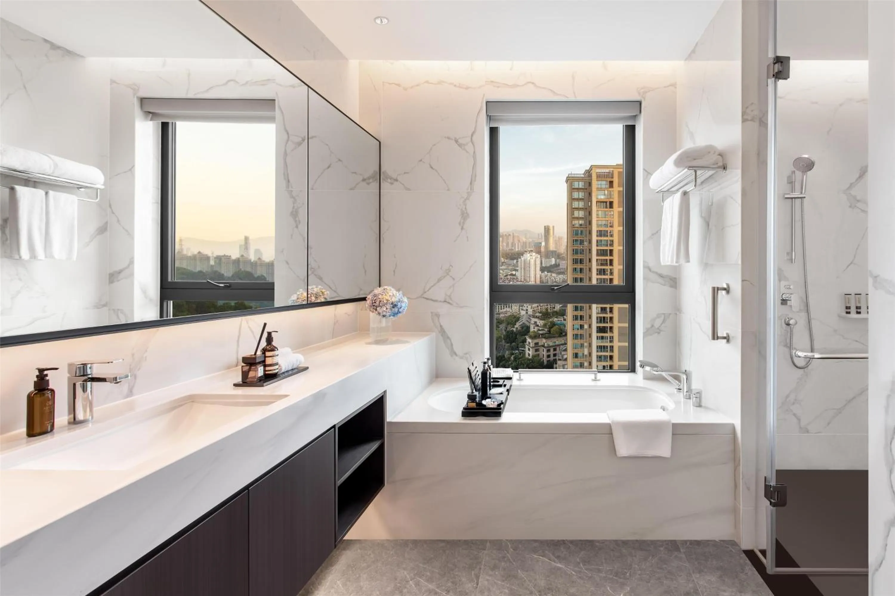 Bathroom in Ascott Fengyishan Shenzhen