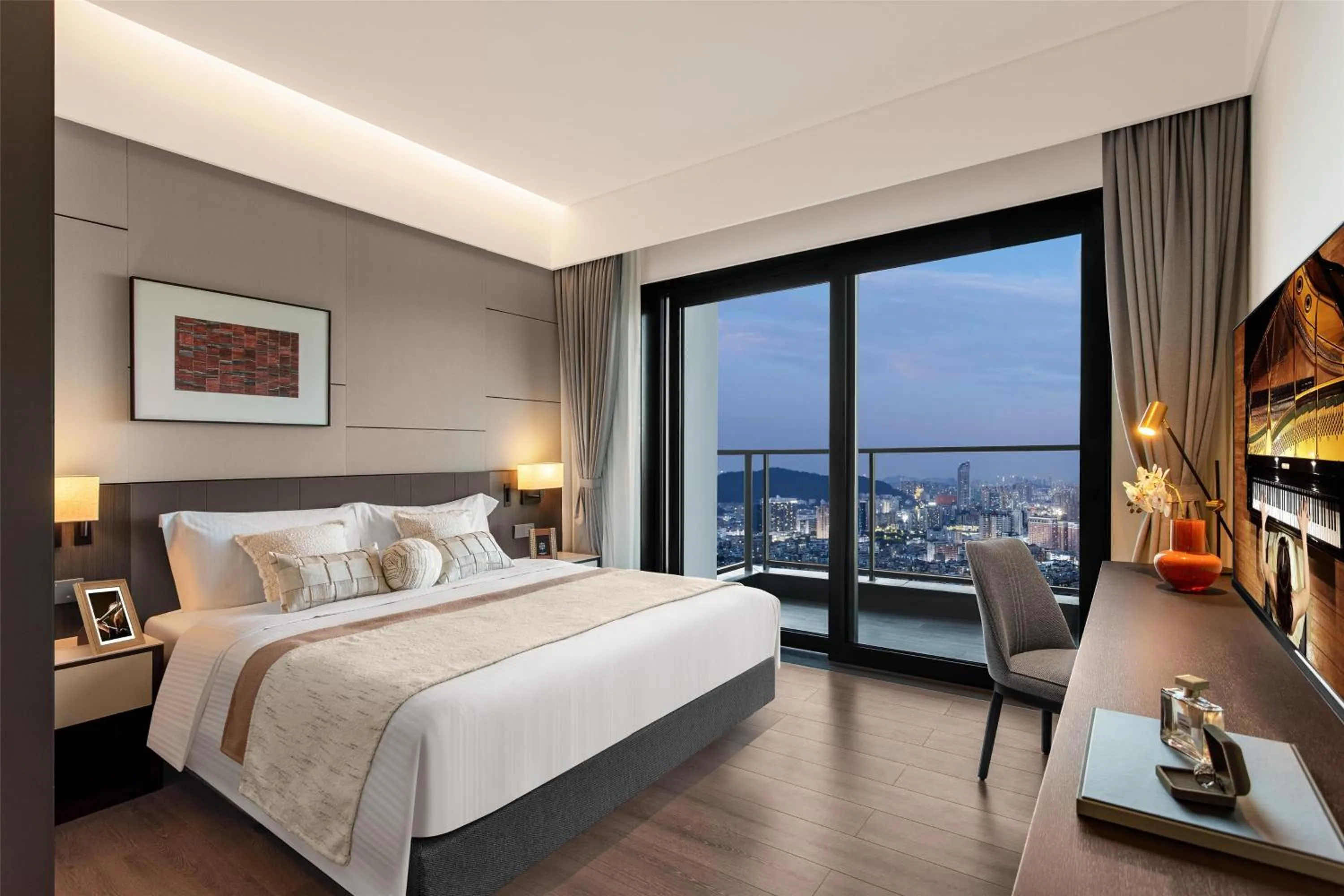 Bedroom, Bed in Ascott Fengyishan Shenzhen