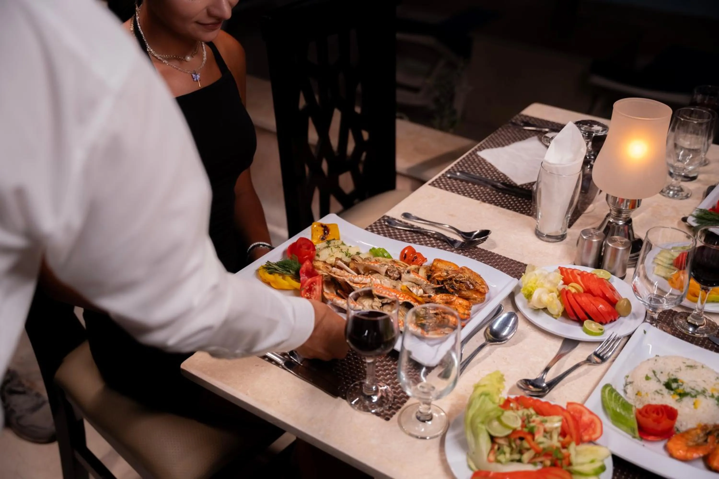 Food and drinks in La Rosa Boho Aqua park Hotel