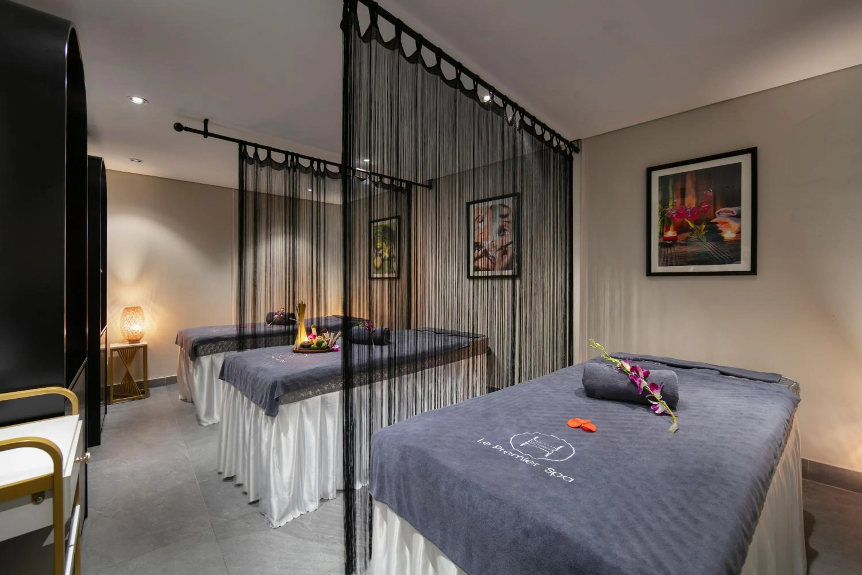 Spa and wellness centre/facilities in Le Premier Hotel & Rooftop Bar