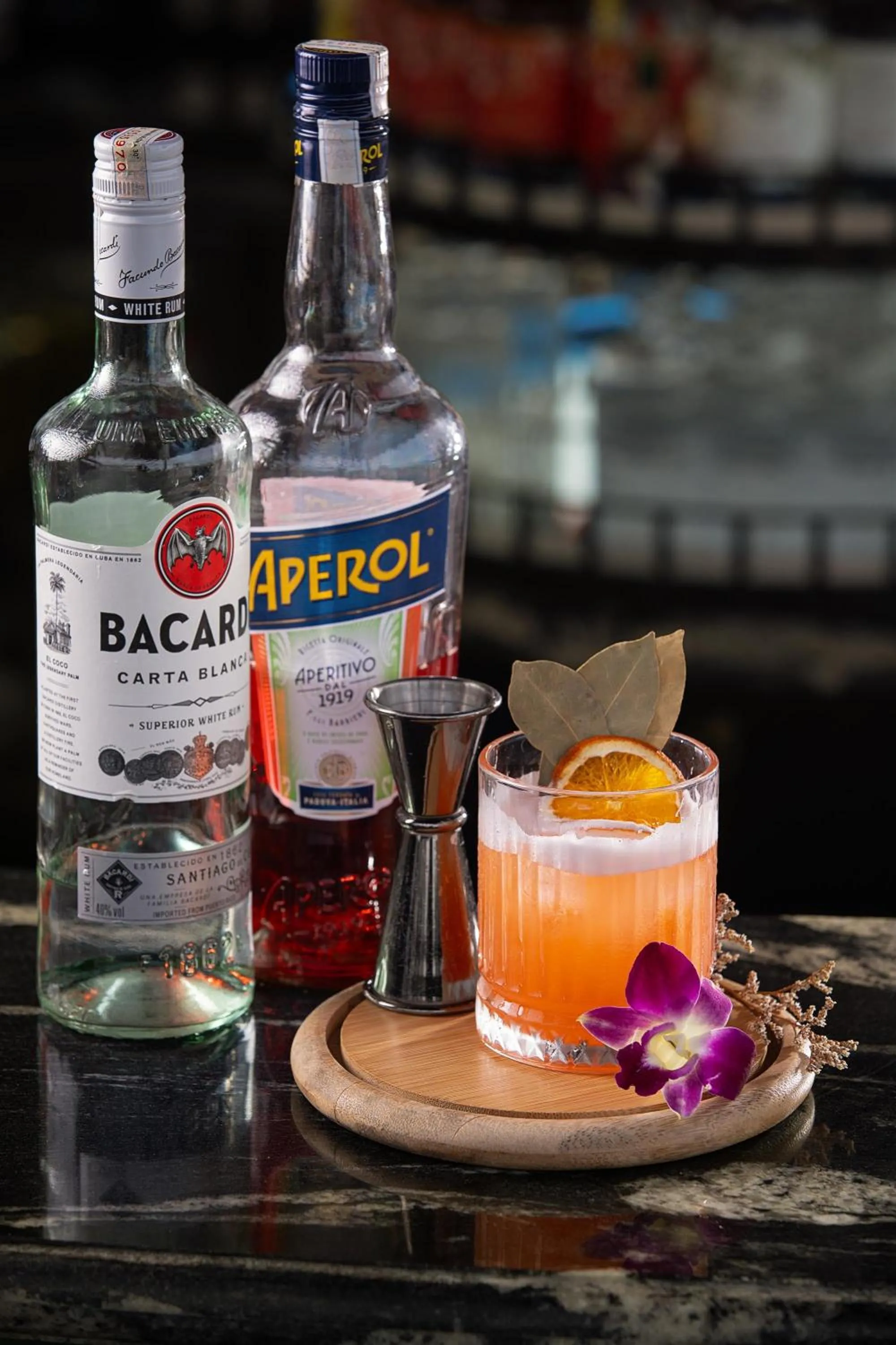 Lounge or bar in Le Premier Hotel & Rooftop Bar