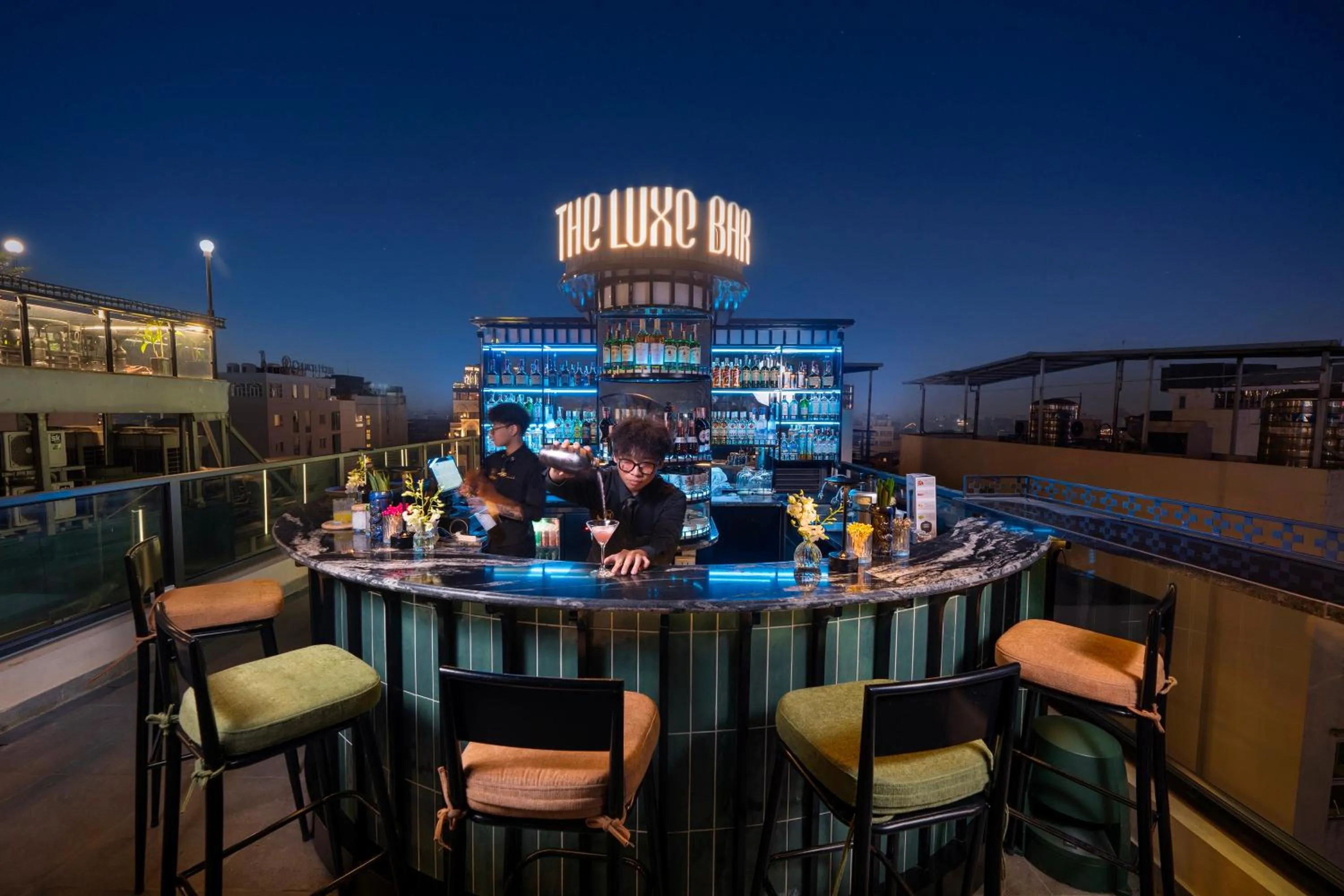 Lounge or bar in Le Premier Hotel & Rooftop Bar