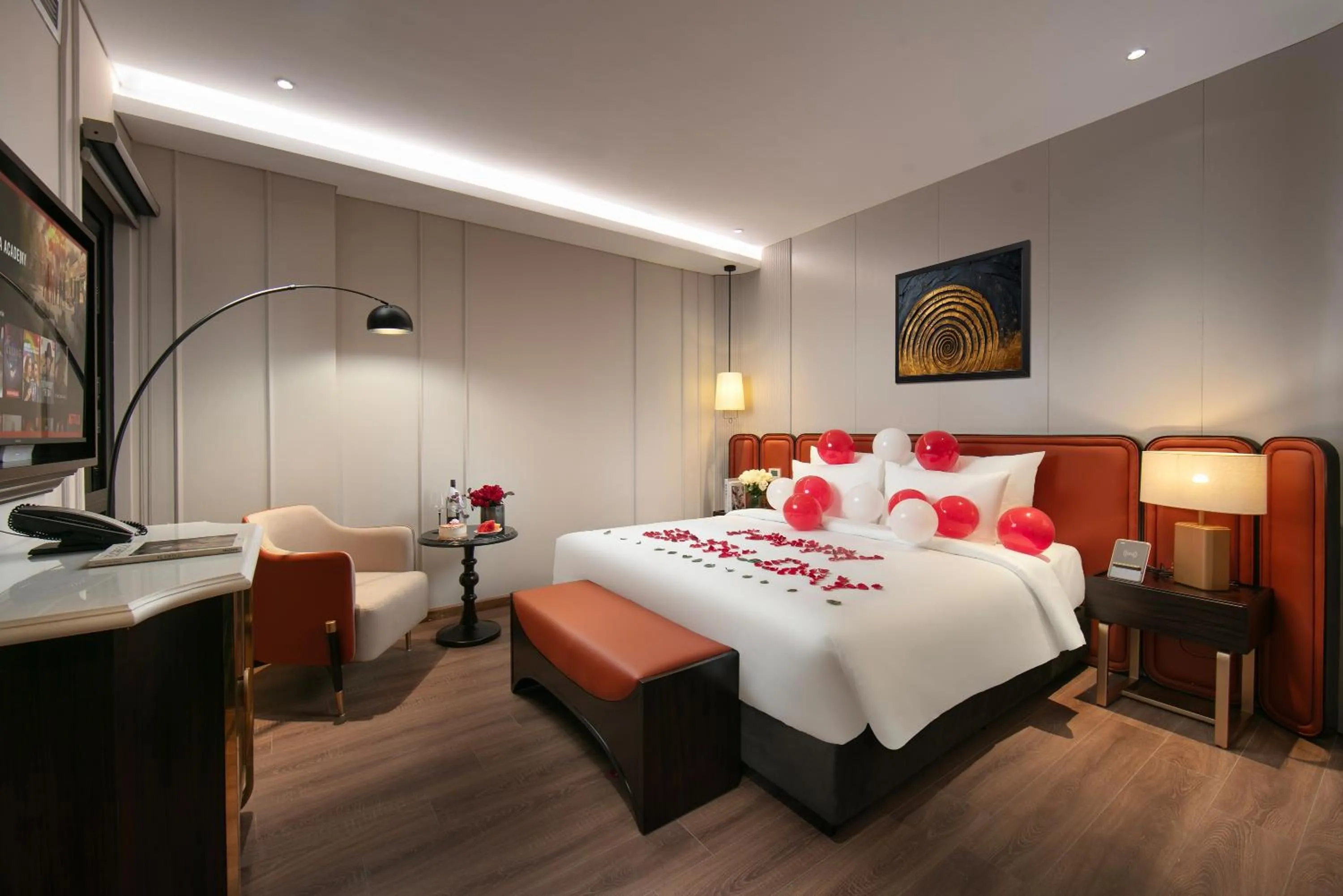 Bed in Le Premier Hotel & Rooftop Bar