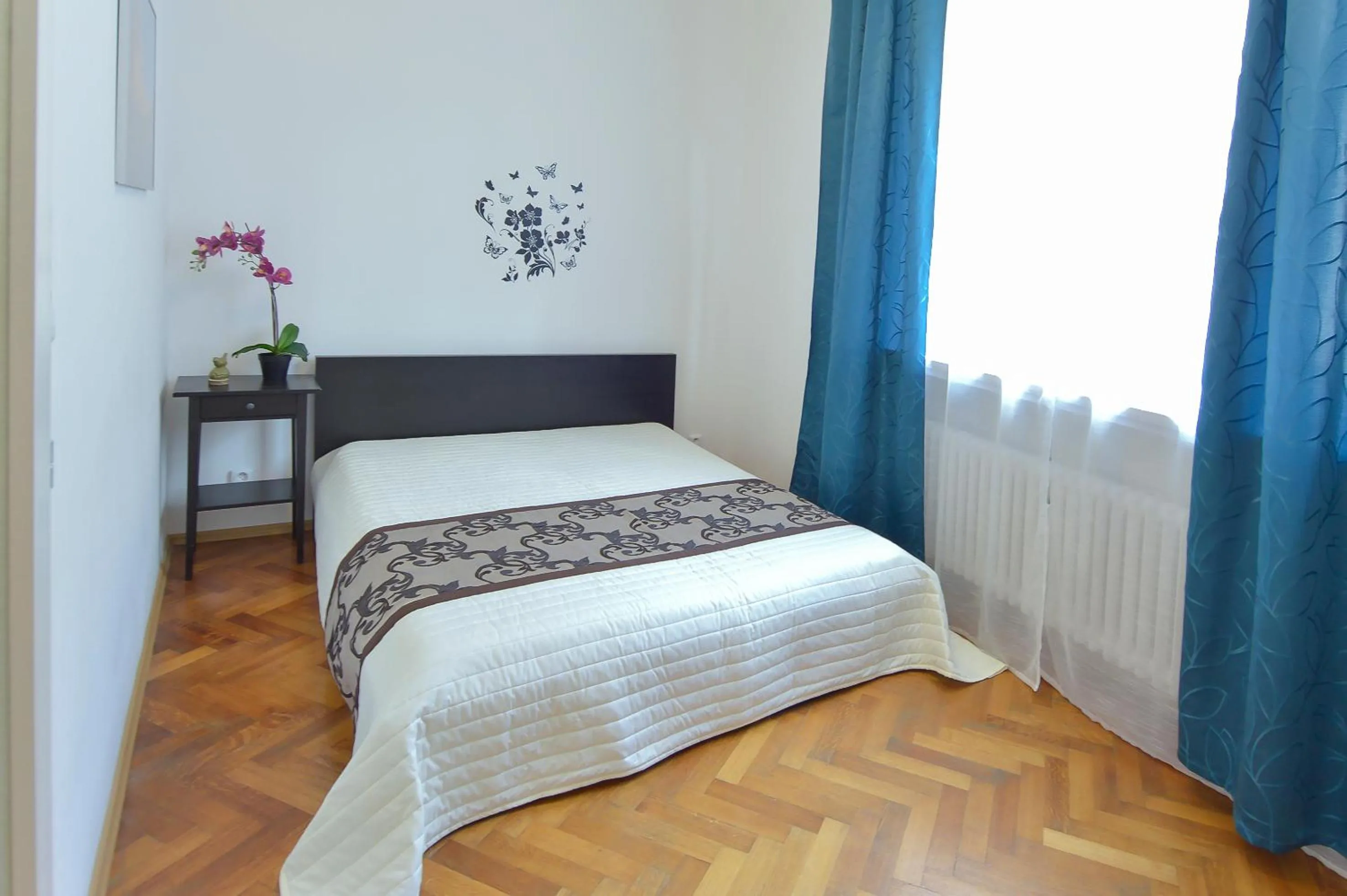 Bed in Modern Apartment Navrátilova II