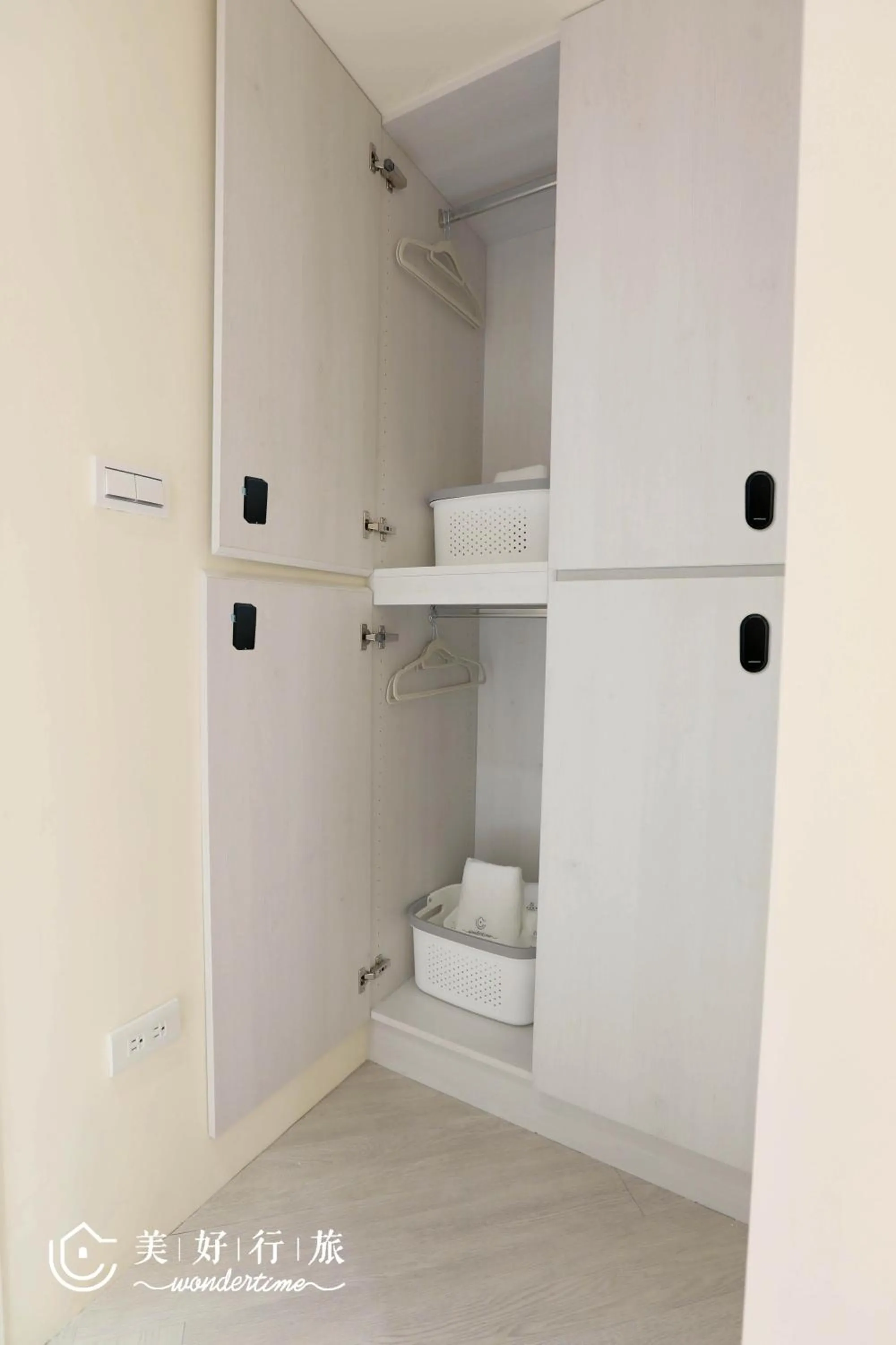 towels in Wondertime Taipei Station - Hankou Ladies Hostel