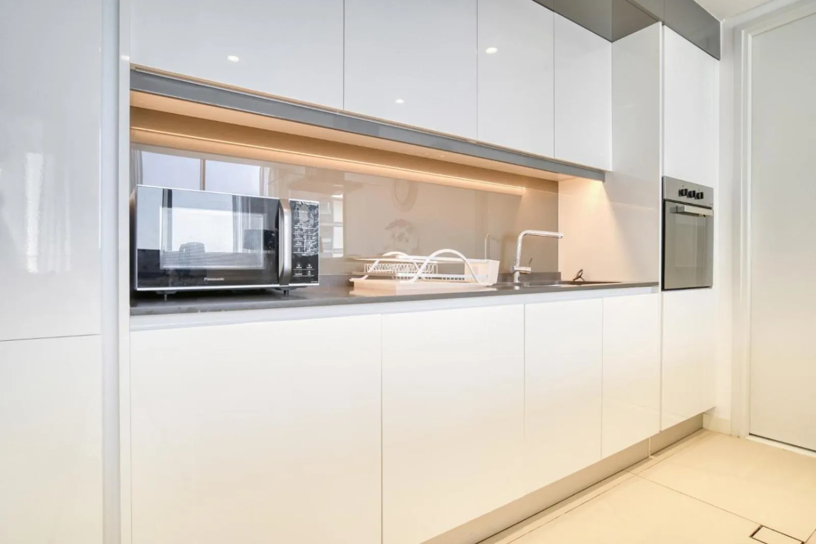 oven in Shadow Of The Sun by Lagom