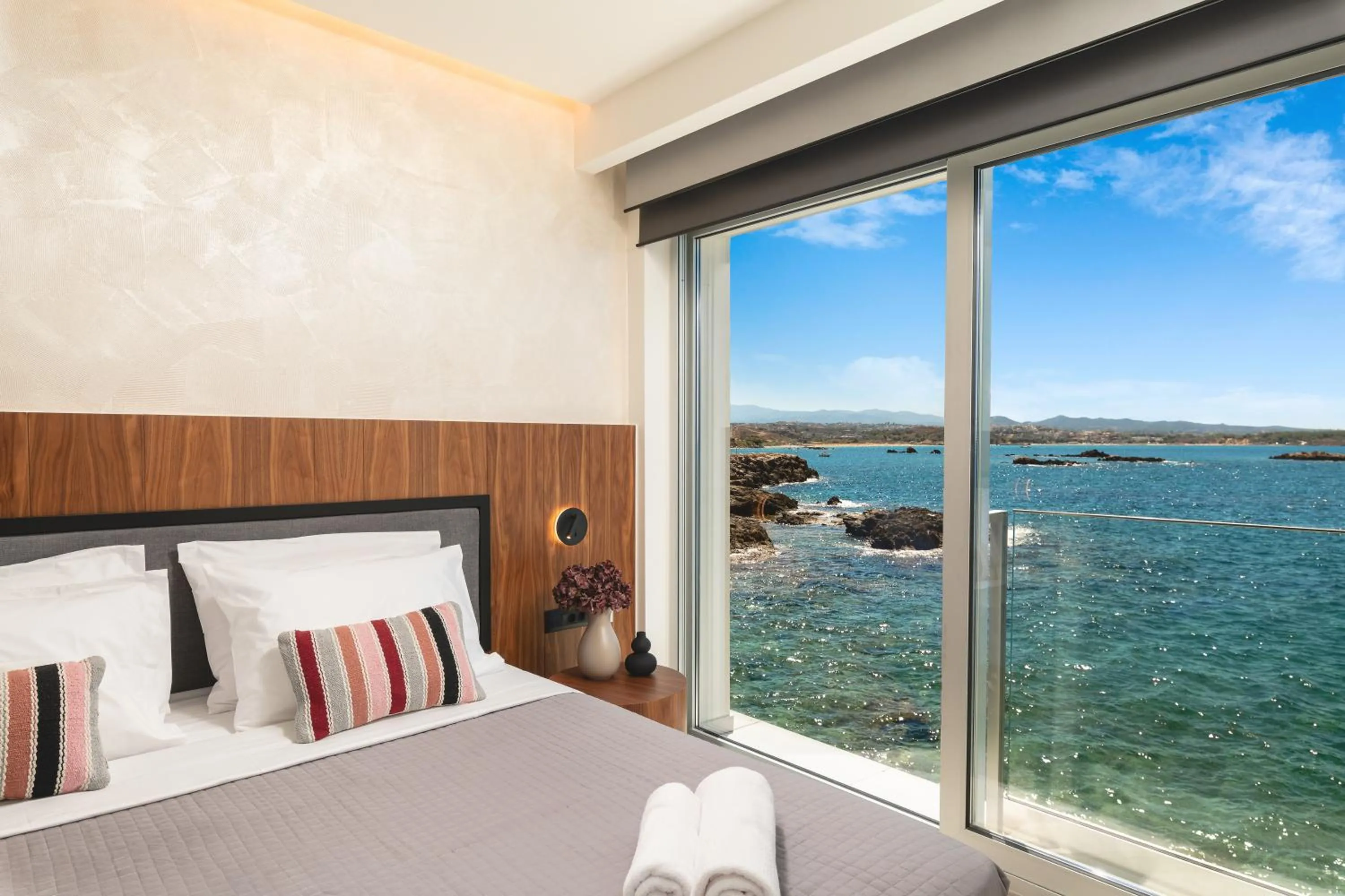 Sea view, Bed in Elia Sea Suites