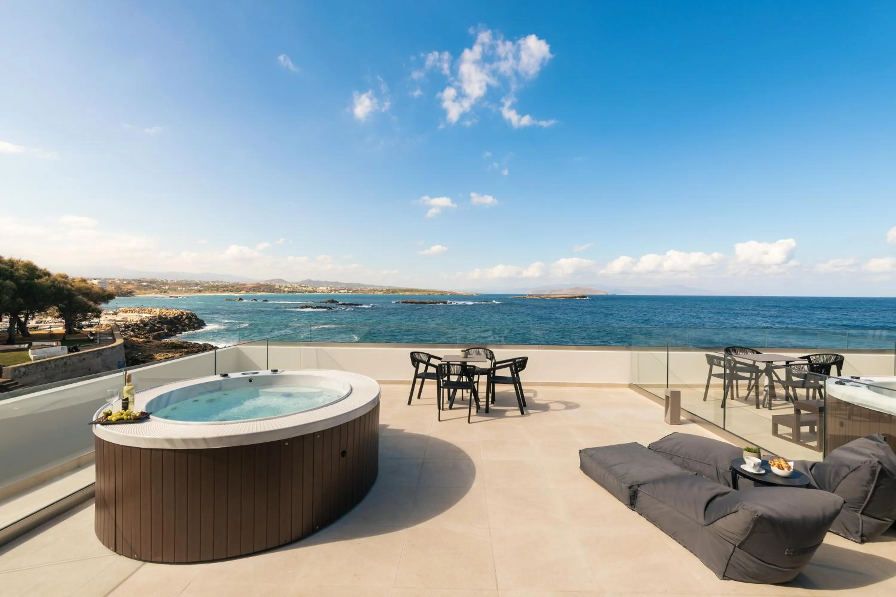 Hot Tub in Elia Sea Suites