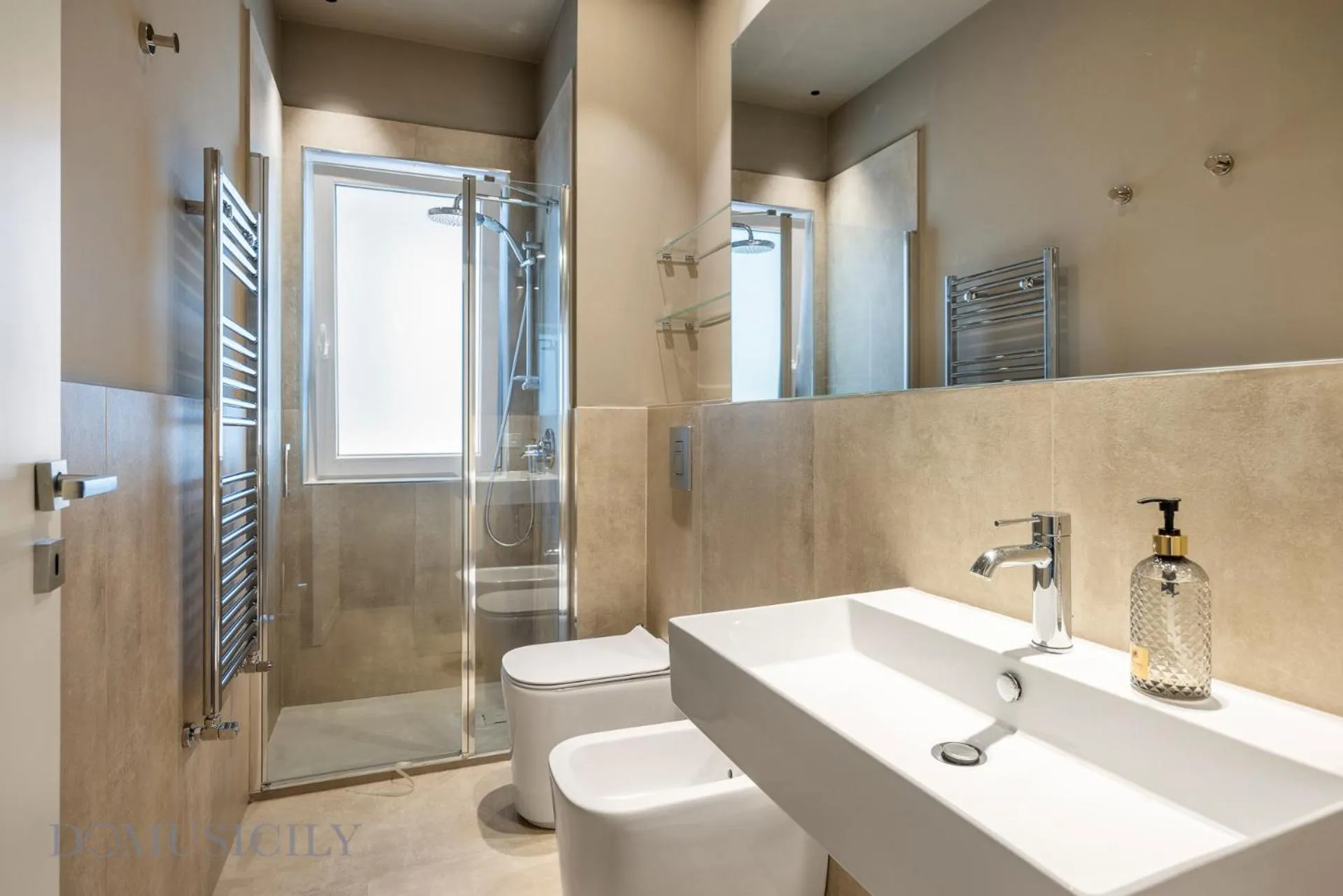 Edward Apartment by DomuSicily