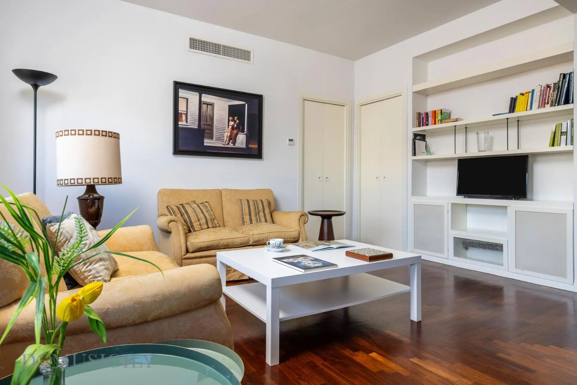 Edward Apartment by DomuSicily