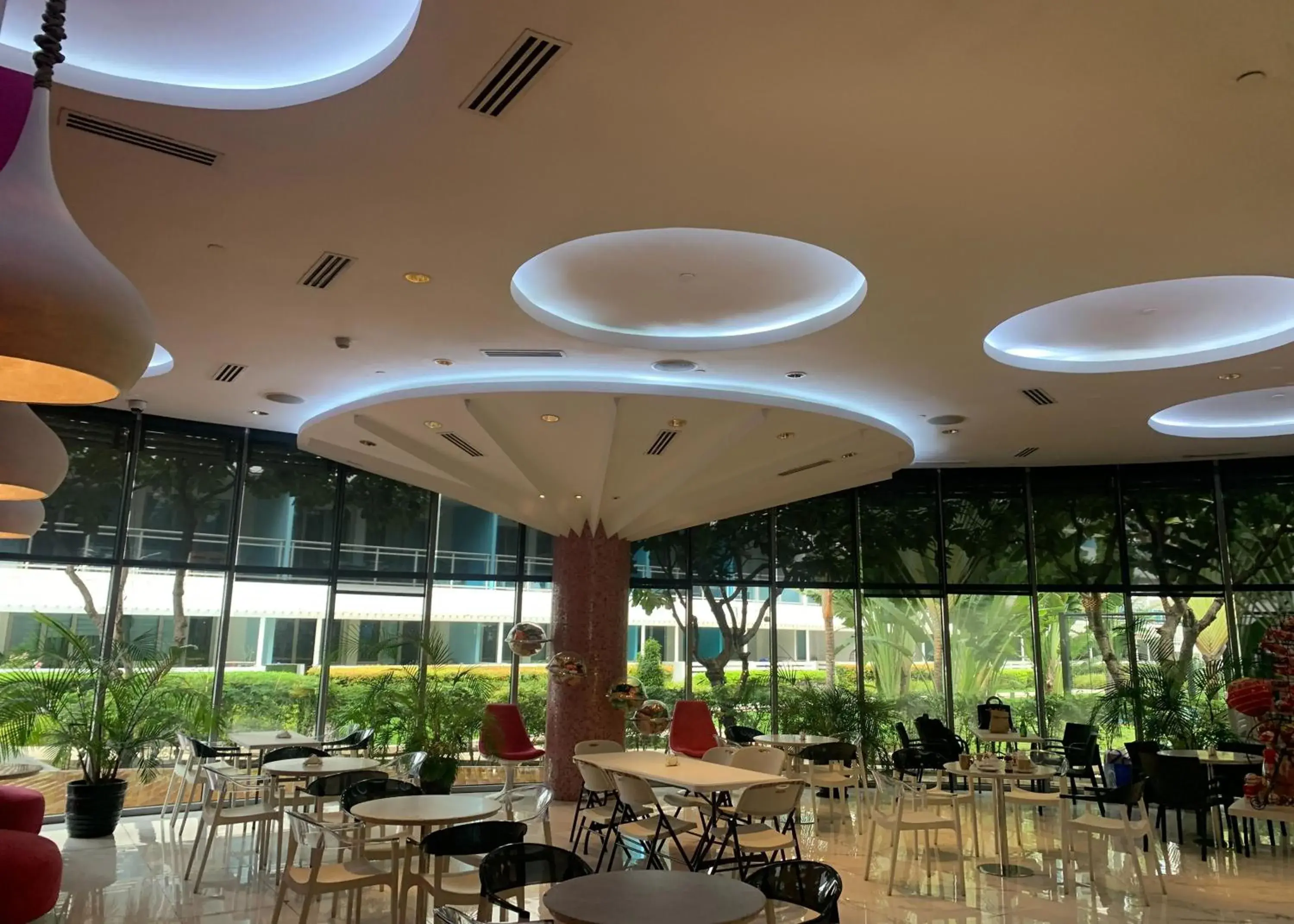 Restaurant/places to eat in Budget Suite Paranaque Restaurant/places to eat in Budget Suite Paranaque