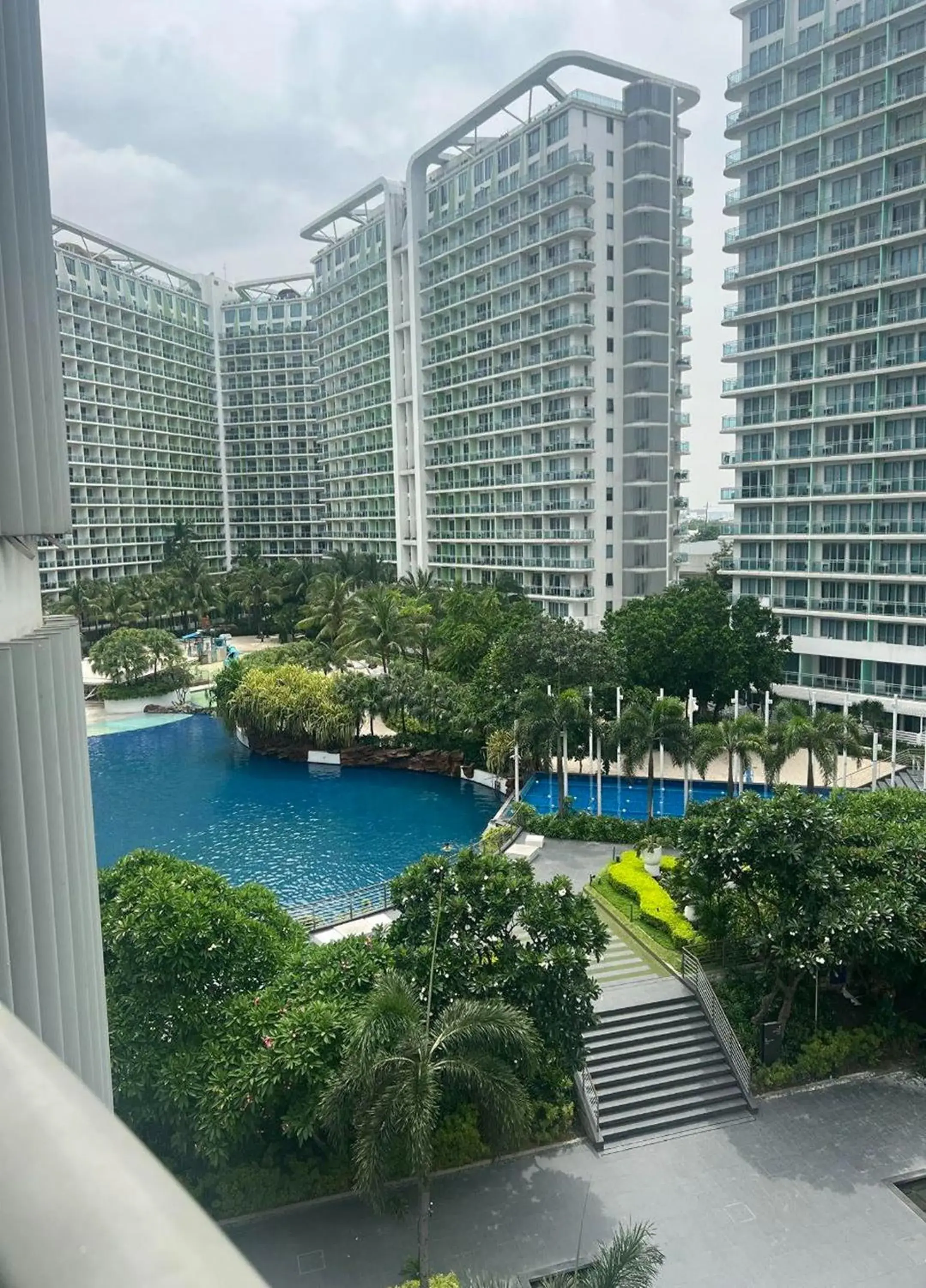 Property building in Budget Suite Paranaque Property building in Budget Suite Paranaque