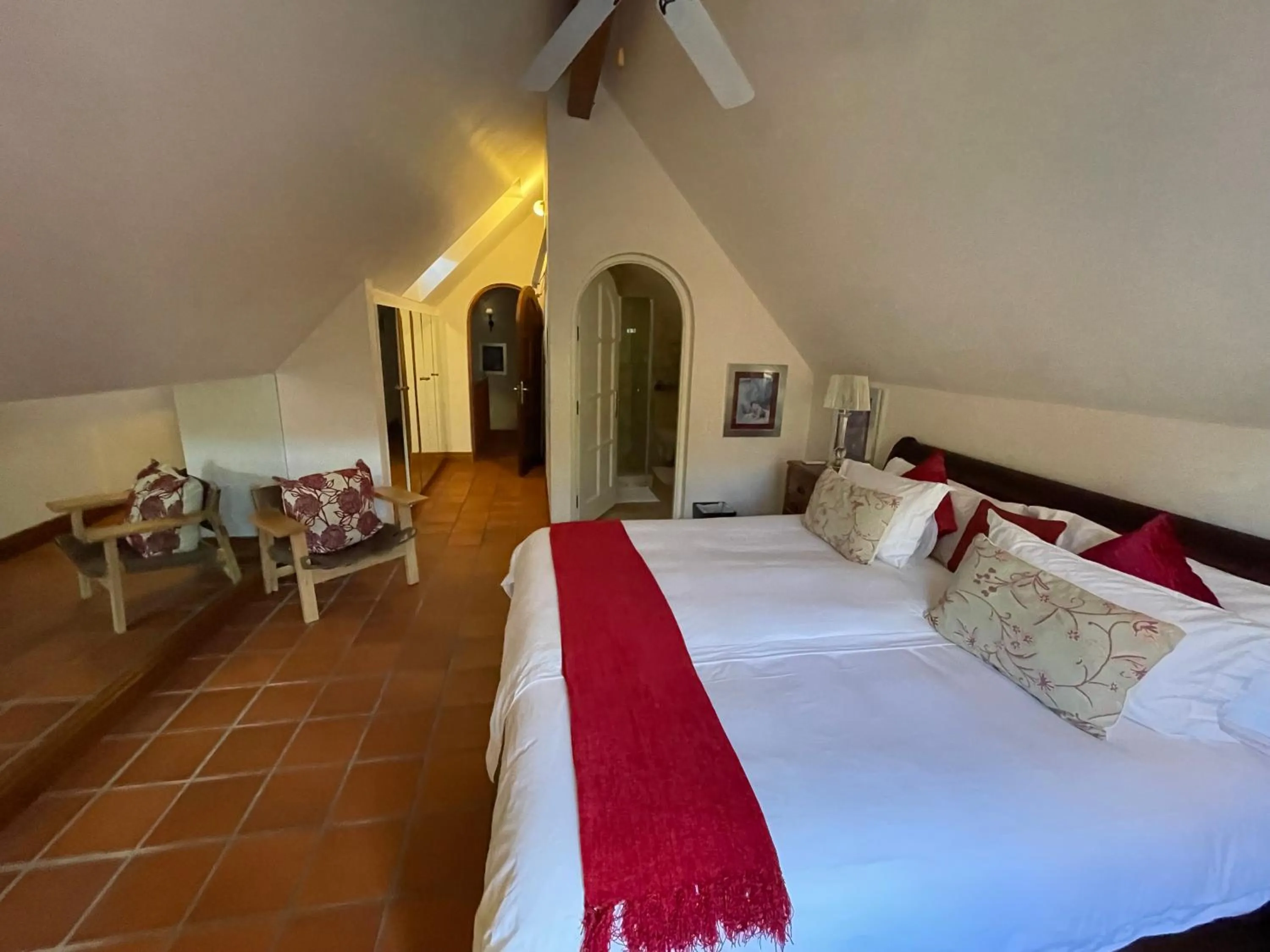 Bed in Franschhoek Manor