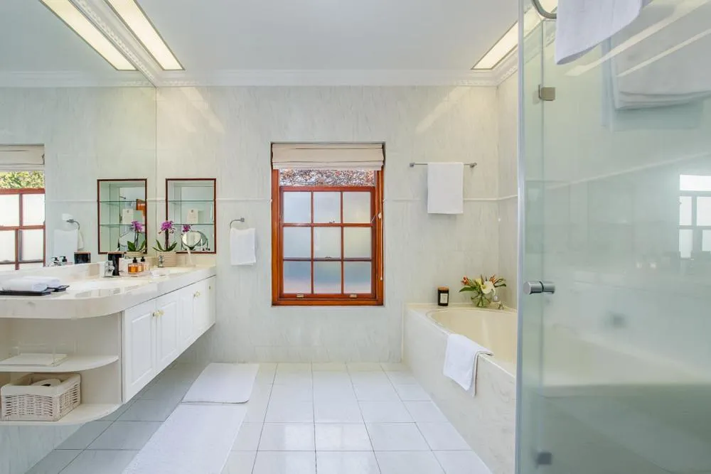 Toilet in Franschhoek Manor