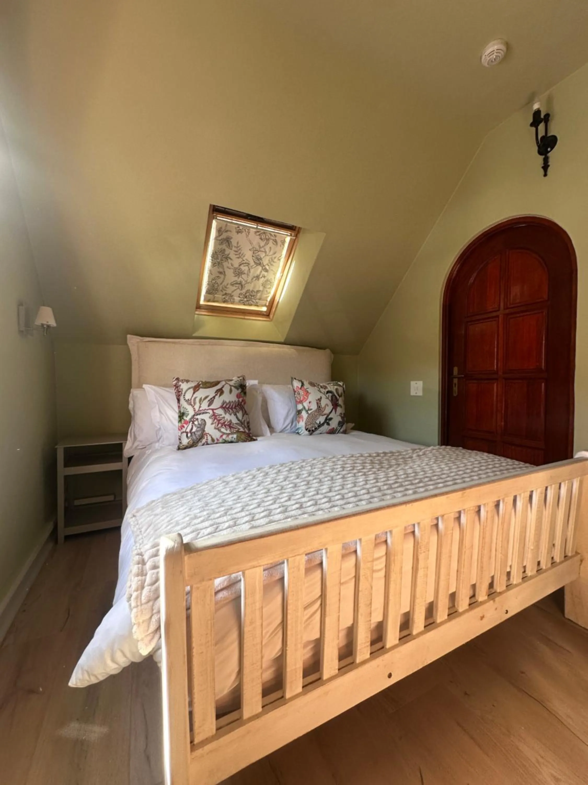 Bedroom, Bed in Franschhoek Manor